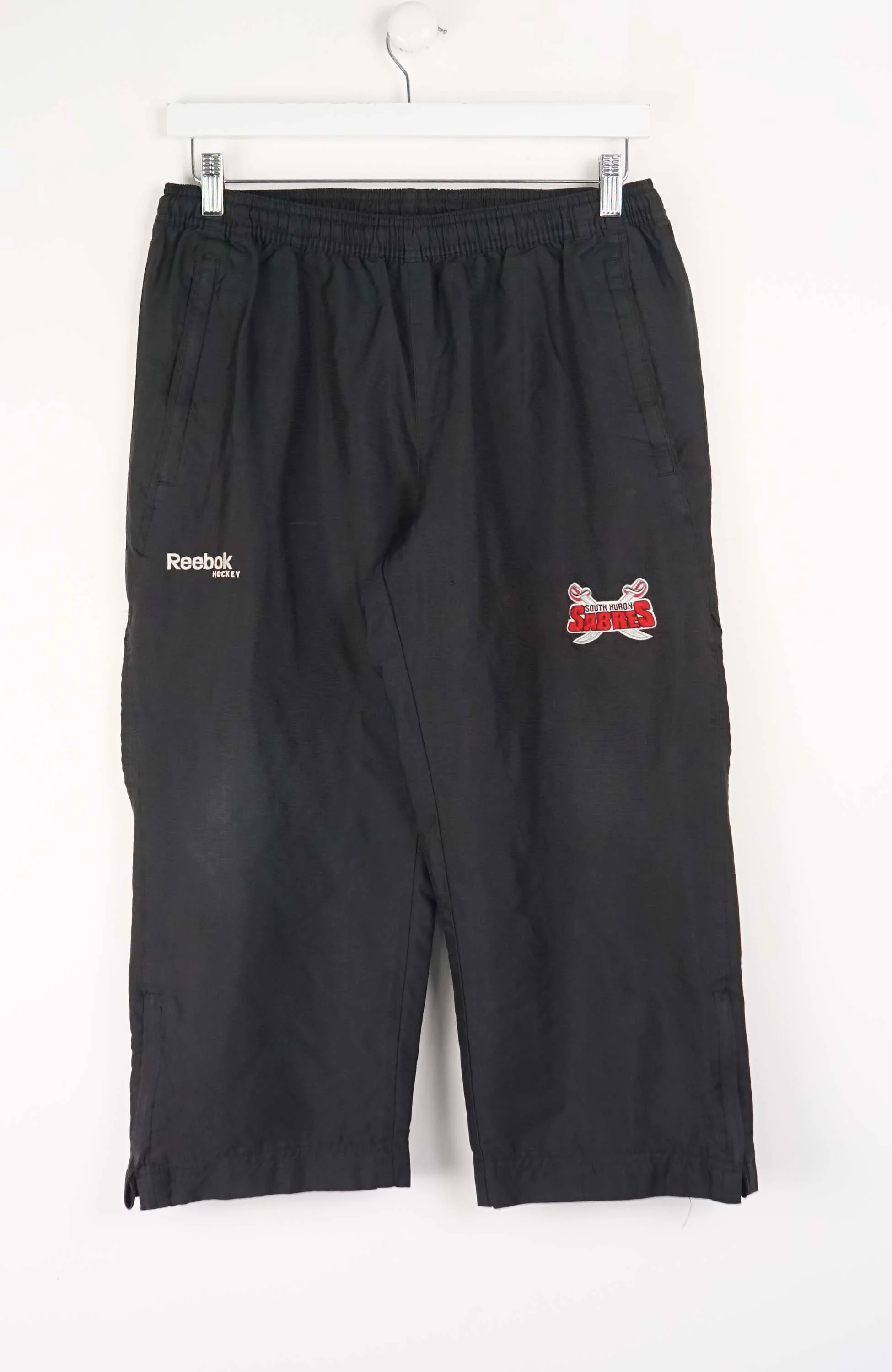 VINTAGE REEBOK 3/4 TRACK PANT SHORTS (M)