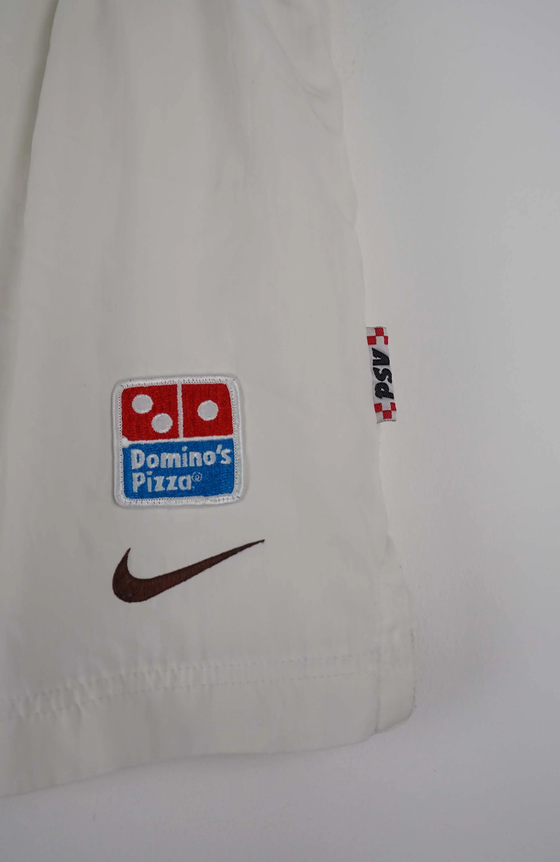 VINTAGE NIKE PREMER ACTIVE SHORTS W34 - Image 2