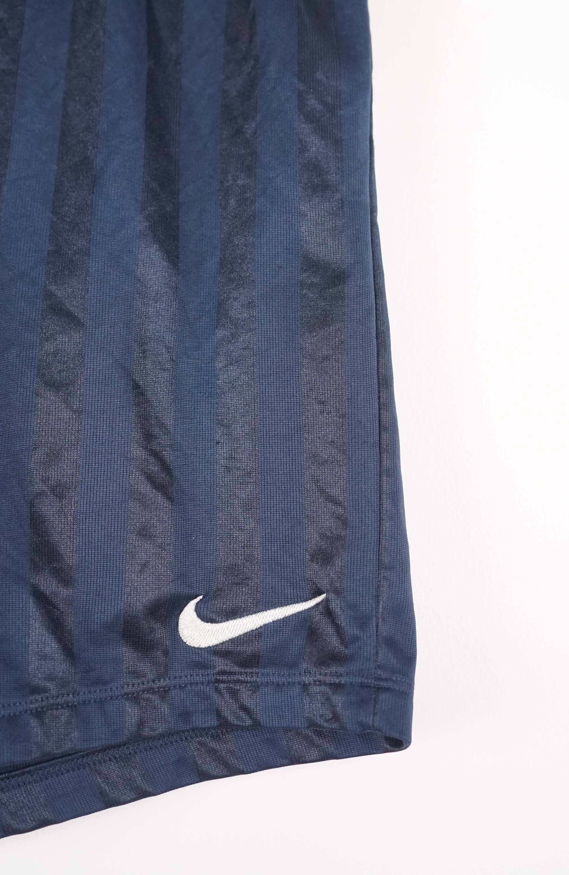 VINTAGE NIKE JERSEY SHORTS W26 - Image 2