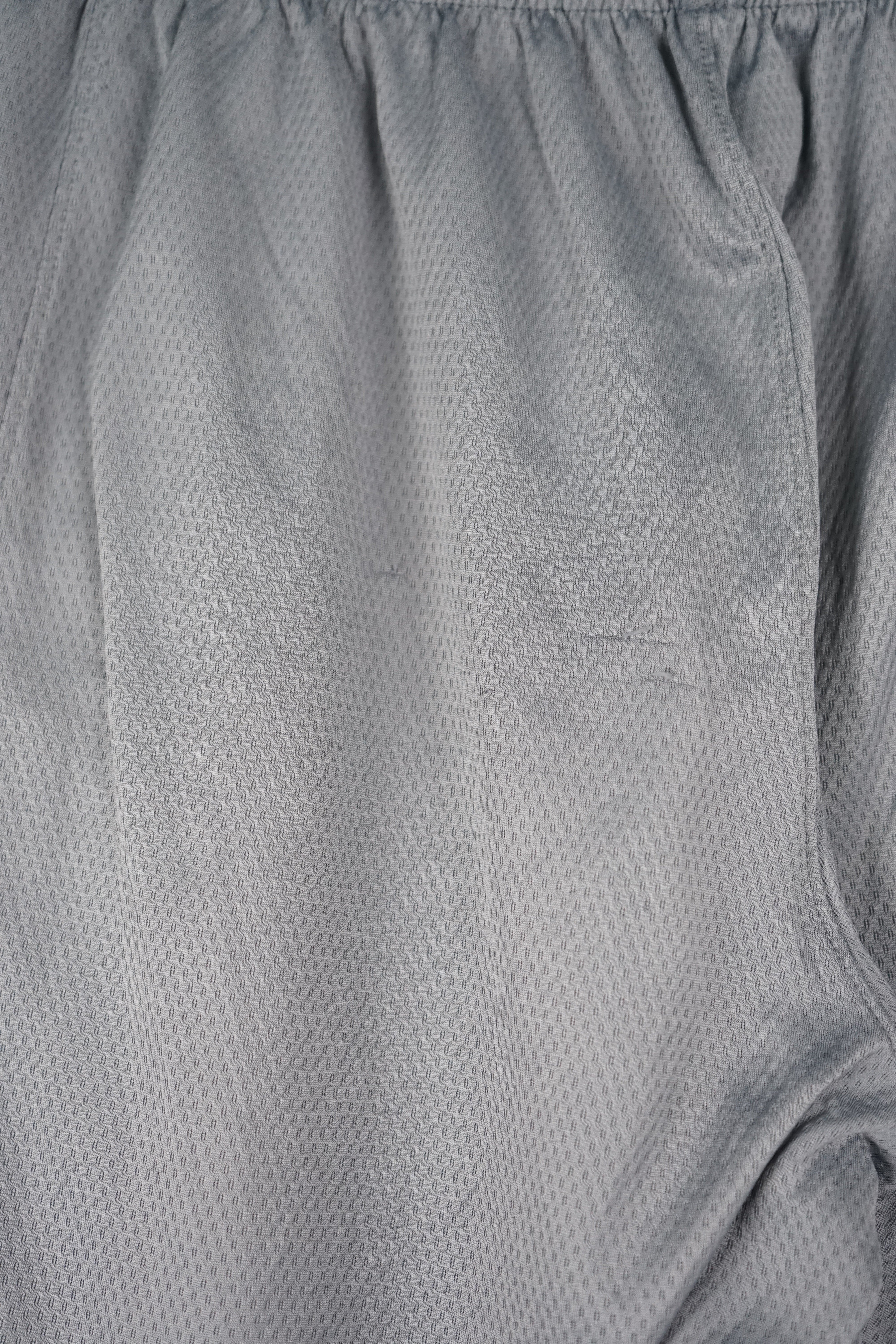 VINTAGE NIKE JERSEY SHORTS W26 - Image 6