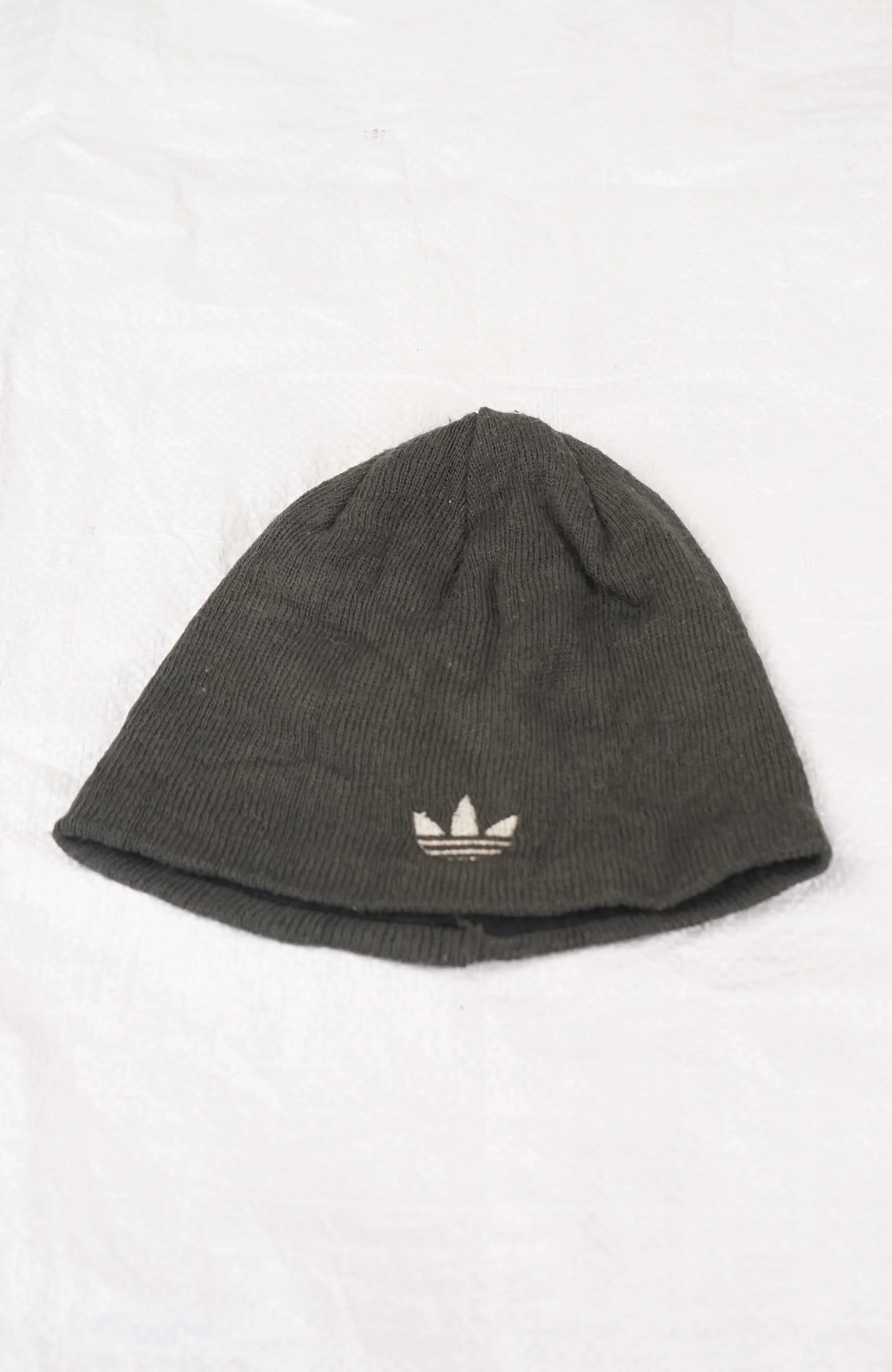VINTAGE ADIDAS SKULL BEANIE