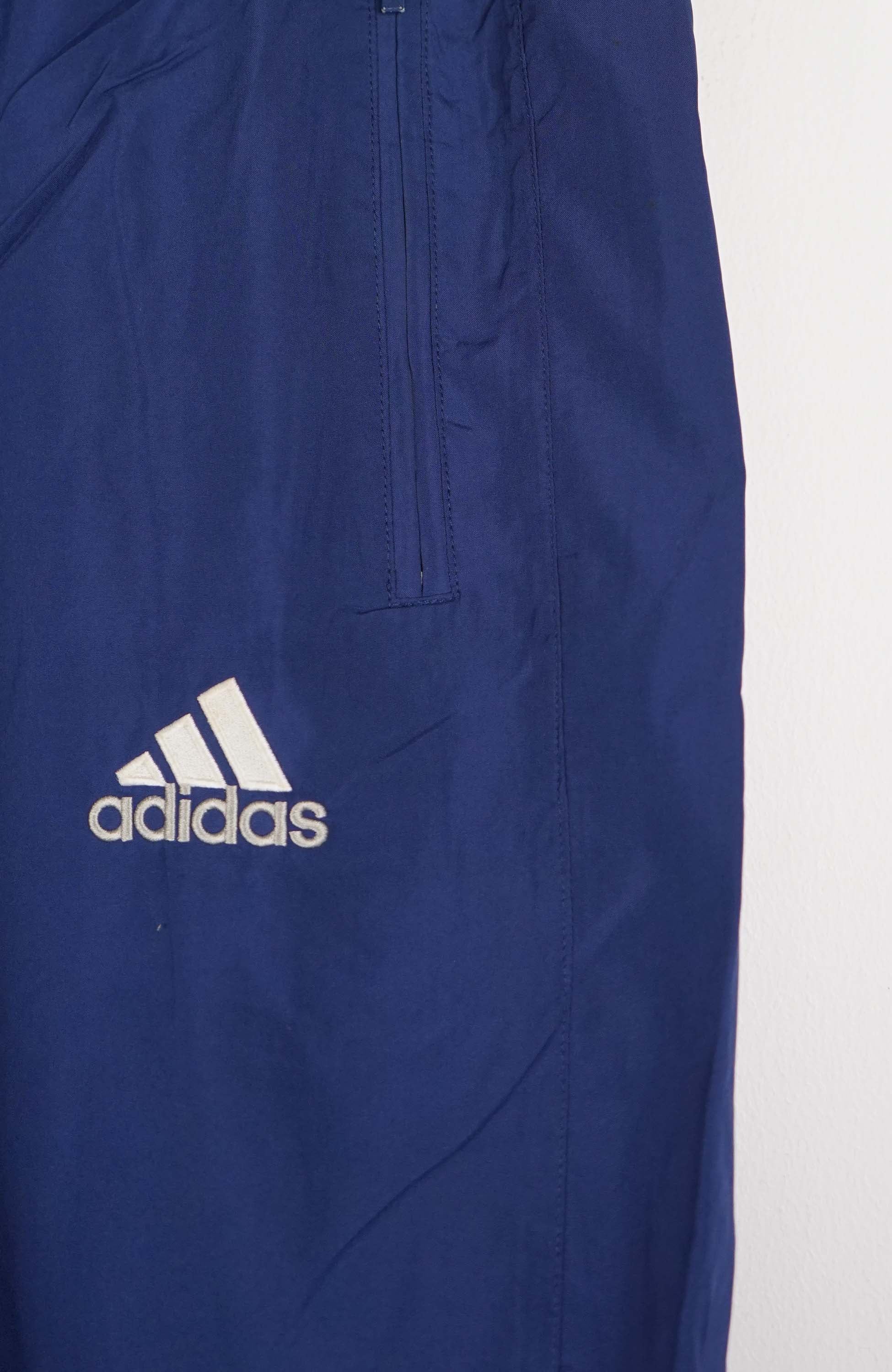 VINTAGE ADIDAS TRACK PANT SHORTS (M) - Image 2
