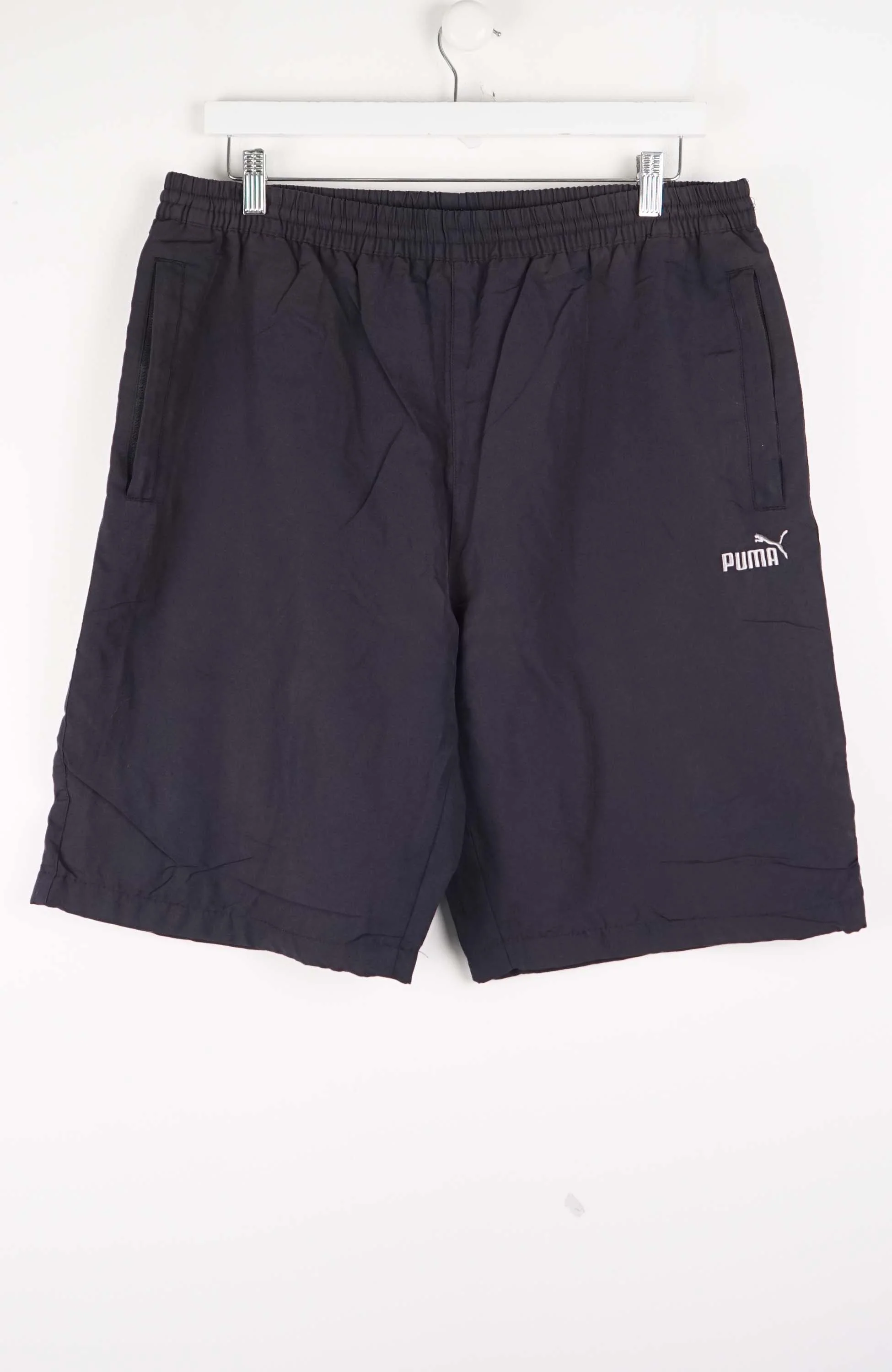 VINTAGE PUMA TRACK PANT SHORTS (L)