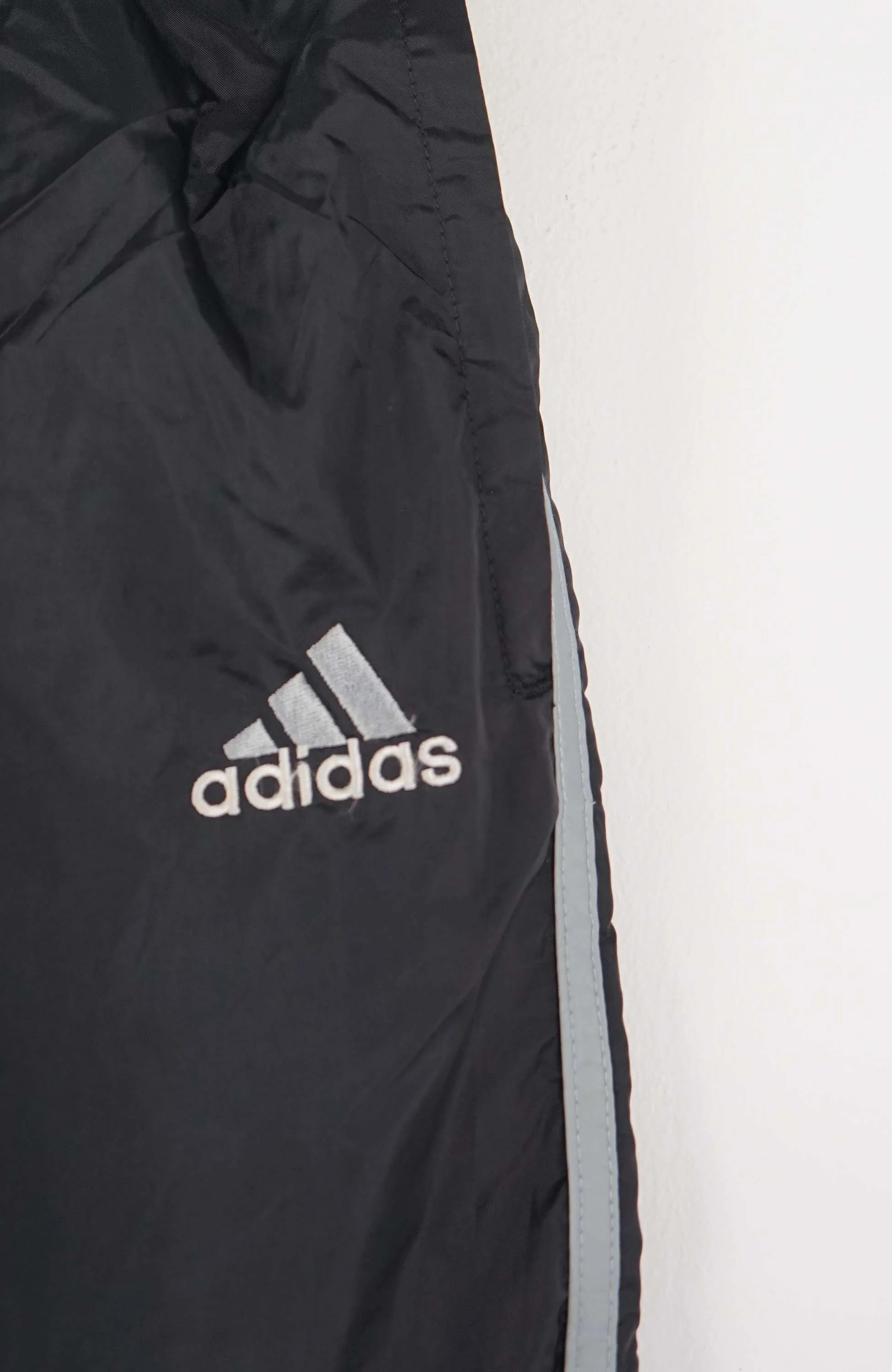 VINTAGE ADIDAS TRACK PANT SHORTS (XS) - Image 2