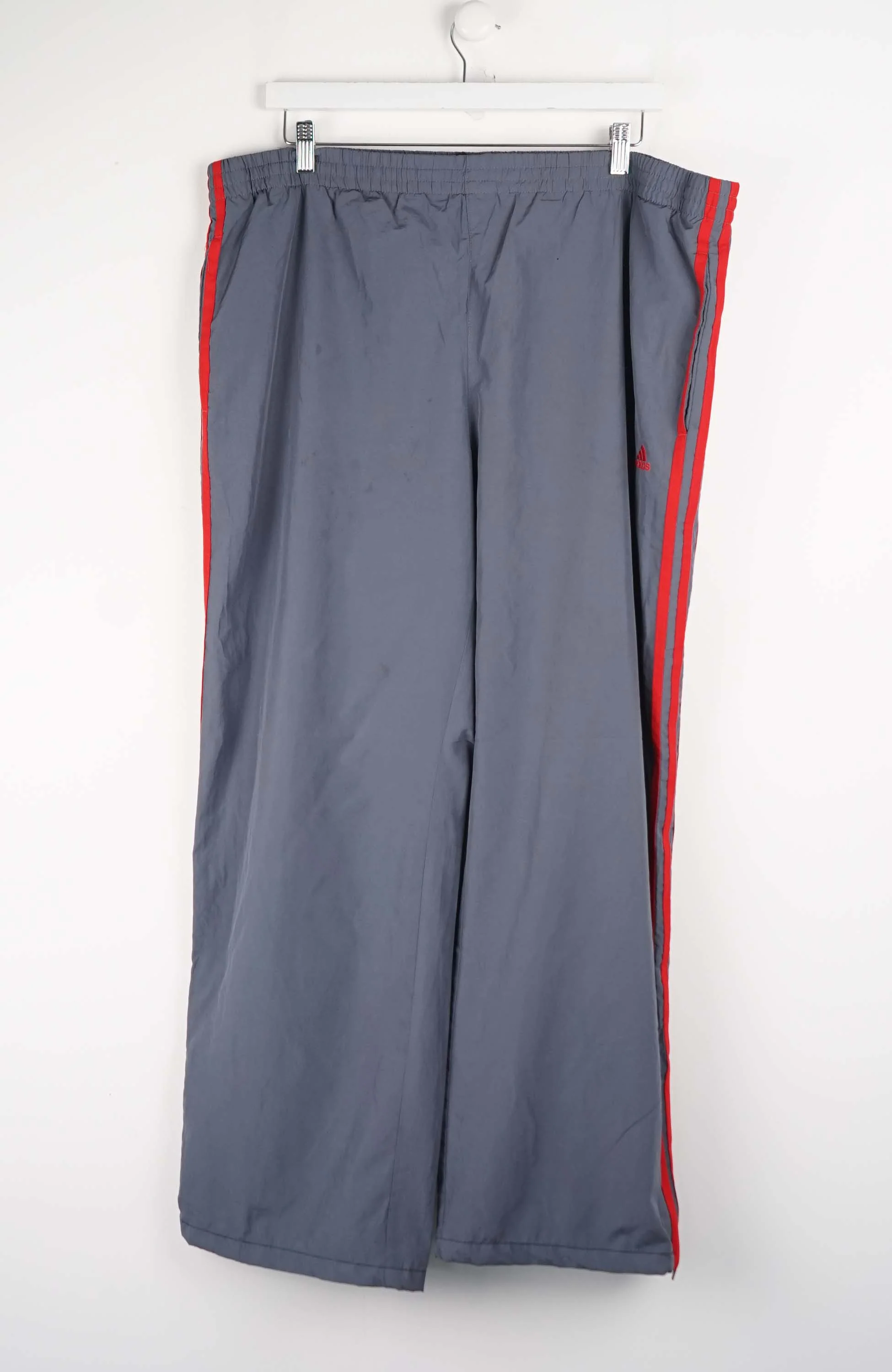 VINTAGE ADIDAS TRACK PANTS (XXXL)
