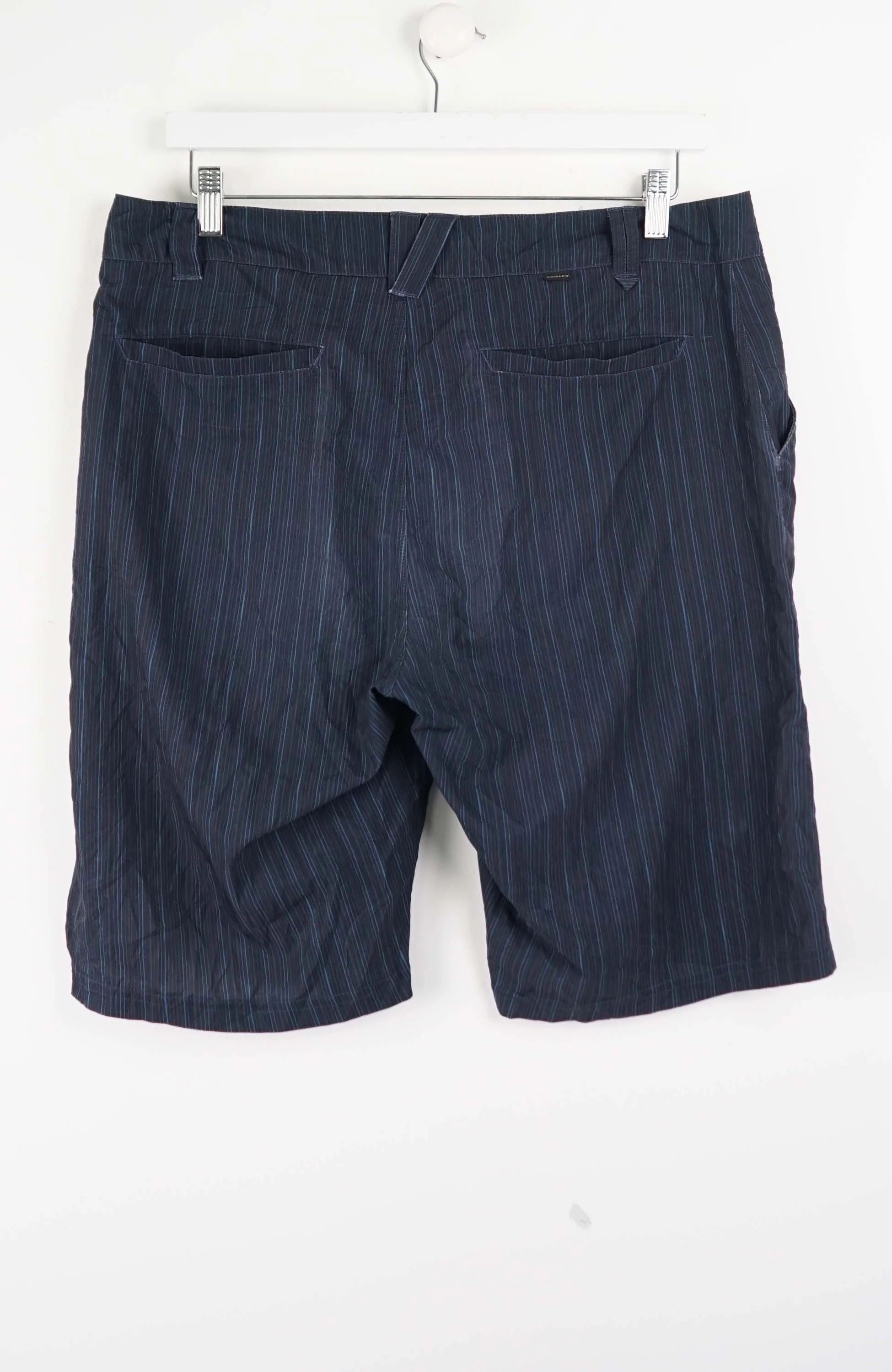 VINTAGE OAKLEY SHORTS W36 - Image 3