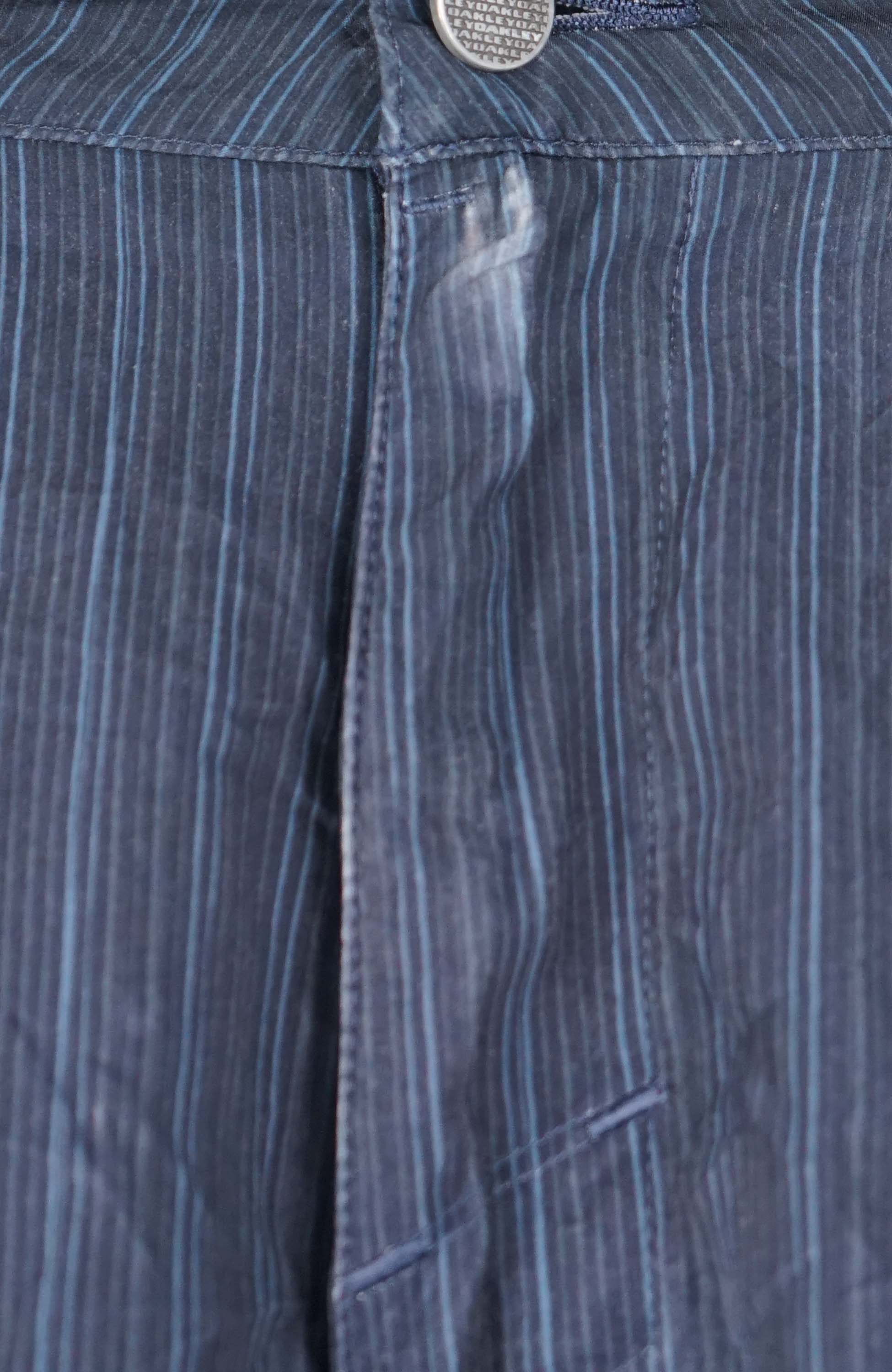 VINTAGE OAKLEY SHORTS W36 - Image 4