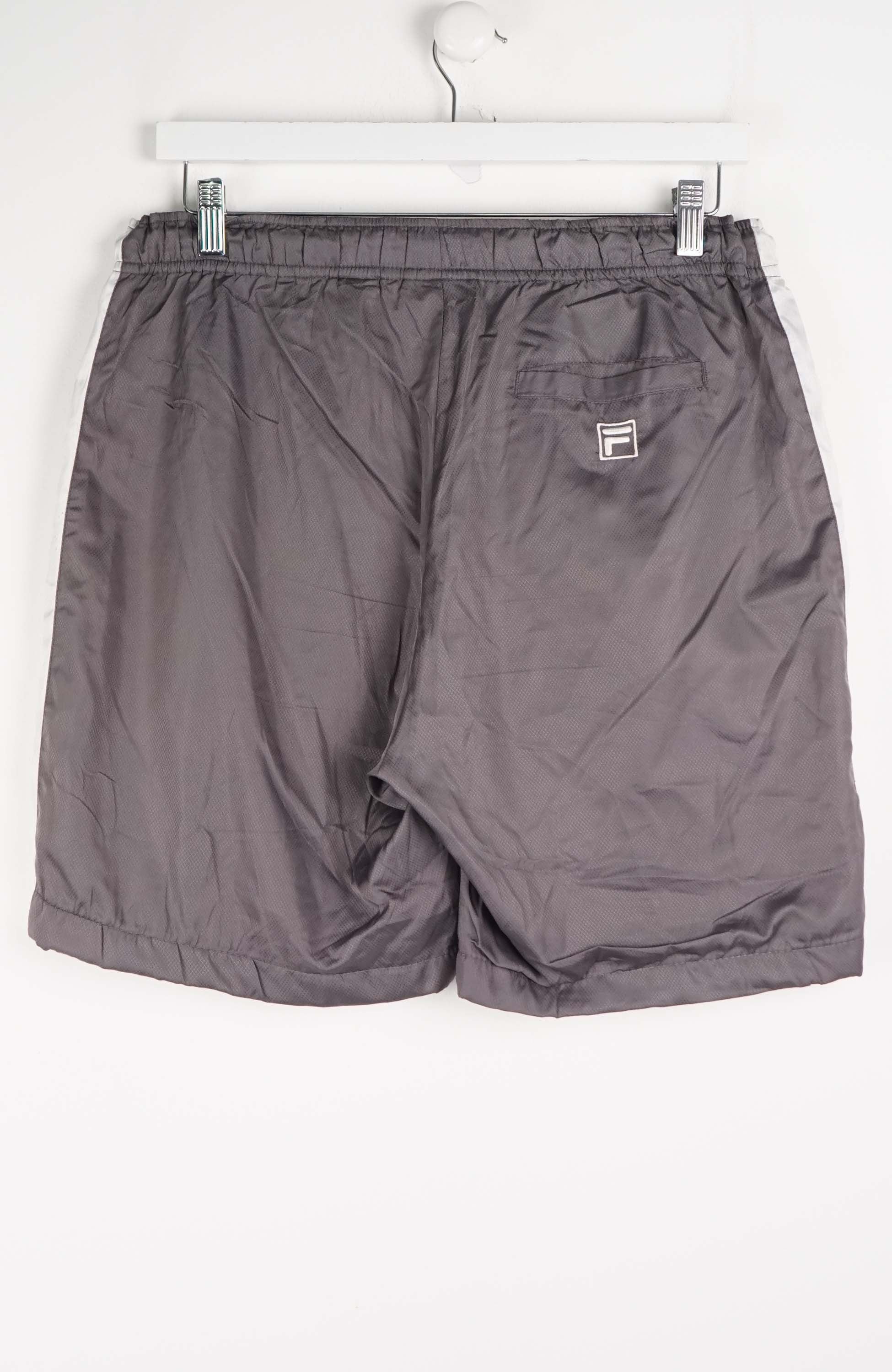 VINTAGE FILA TRACK PANT SHORTS (M) - Image 3