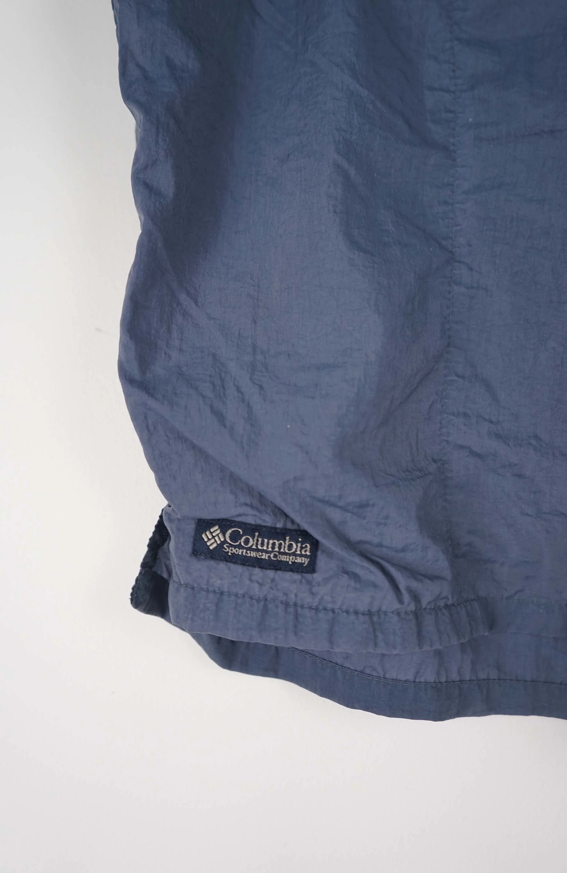 VINTAGE COLUMBIA SHORTS W40 - Image 2