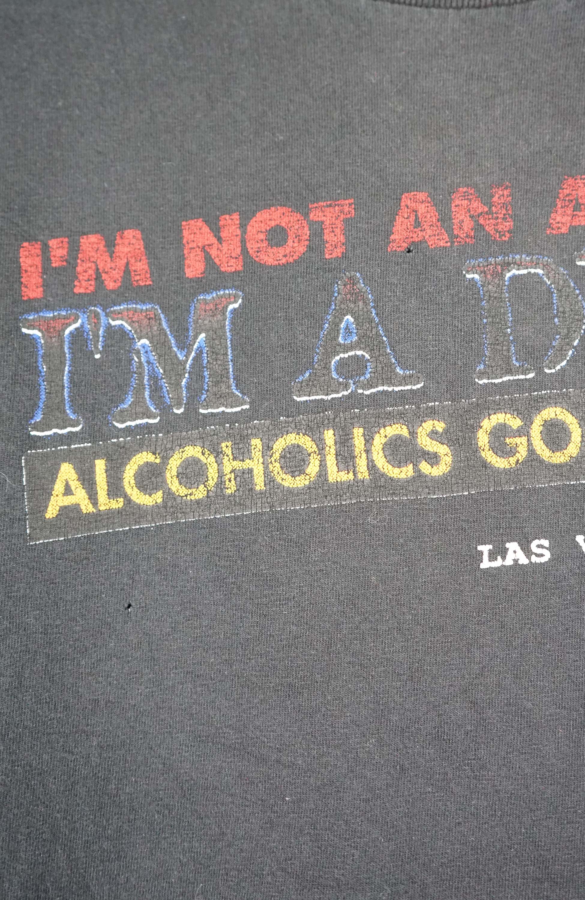 VINTAGE ALCOHOLICS GO TO MEETINGS T-SHIRT (XL) - Image 2
