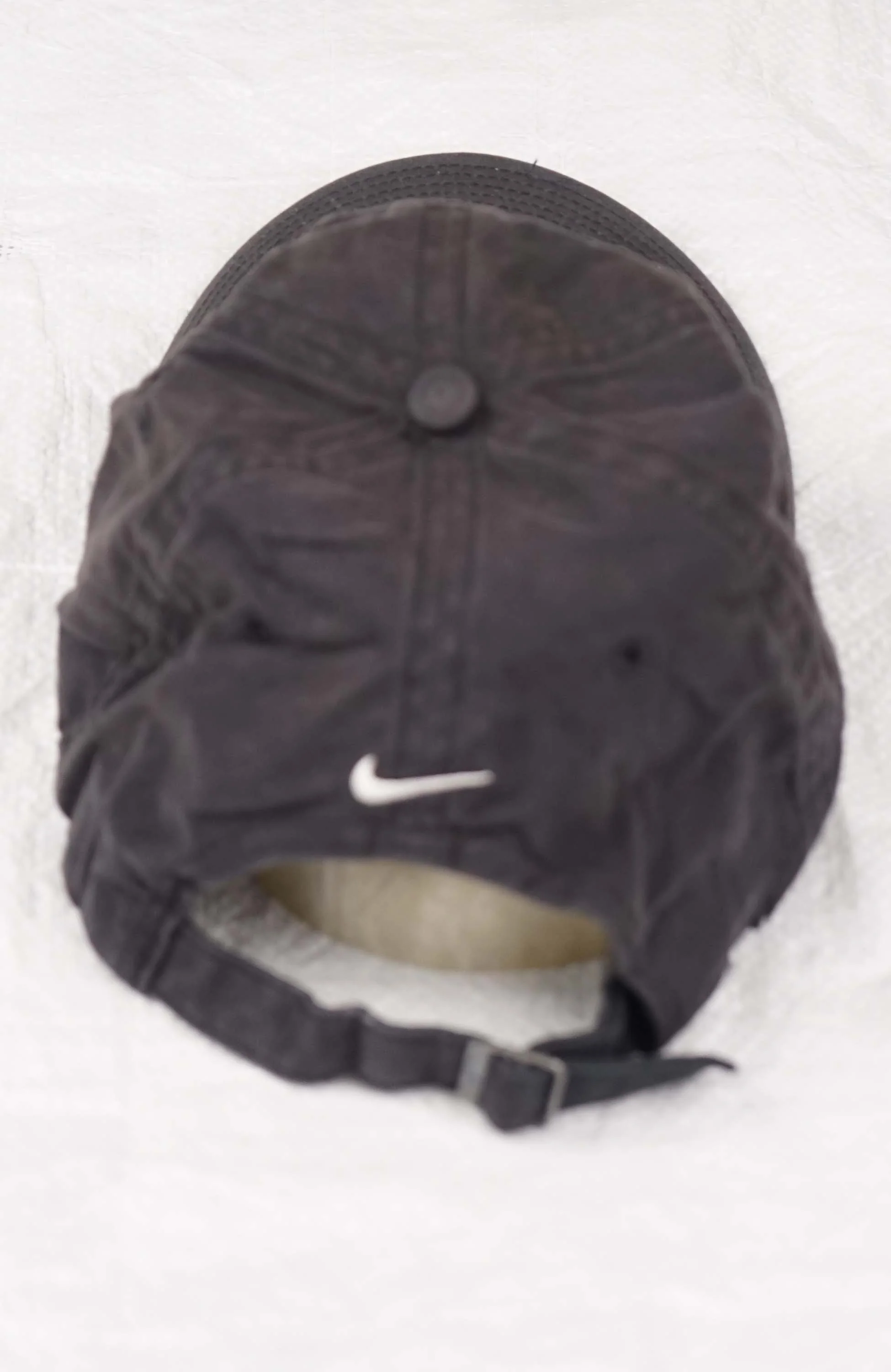 VINTAGE NIKE GOLF HAT - Image 2
