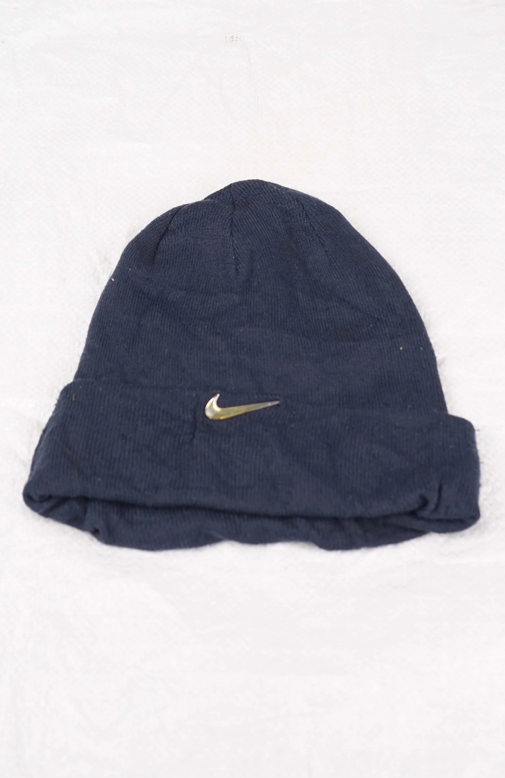 VINTAGE NIKE BEANIE
