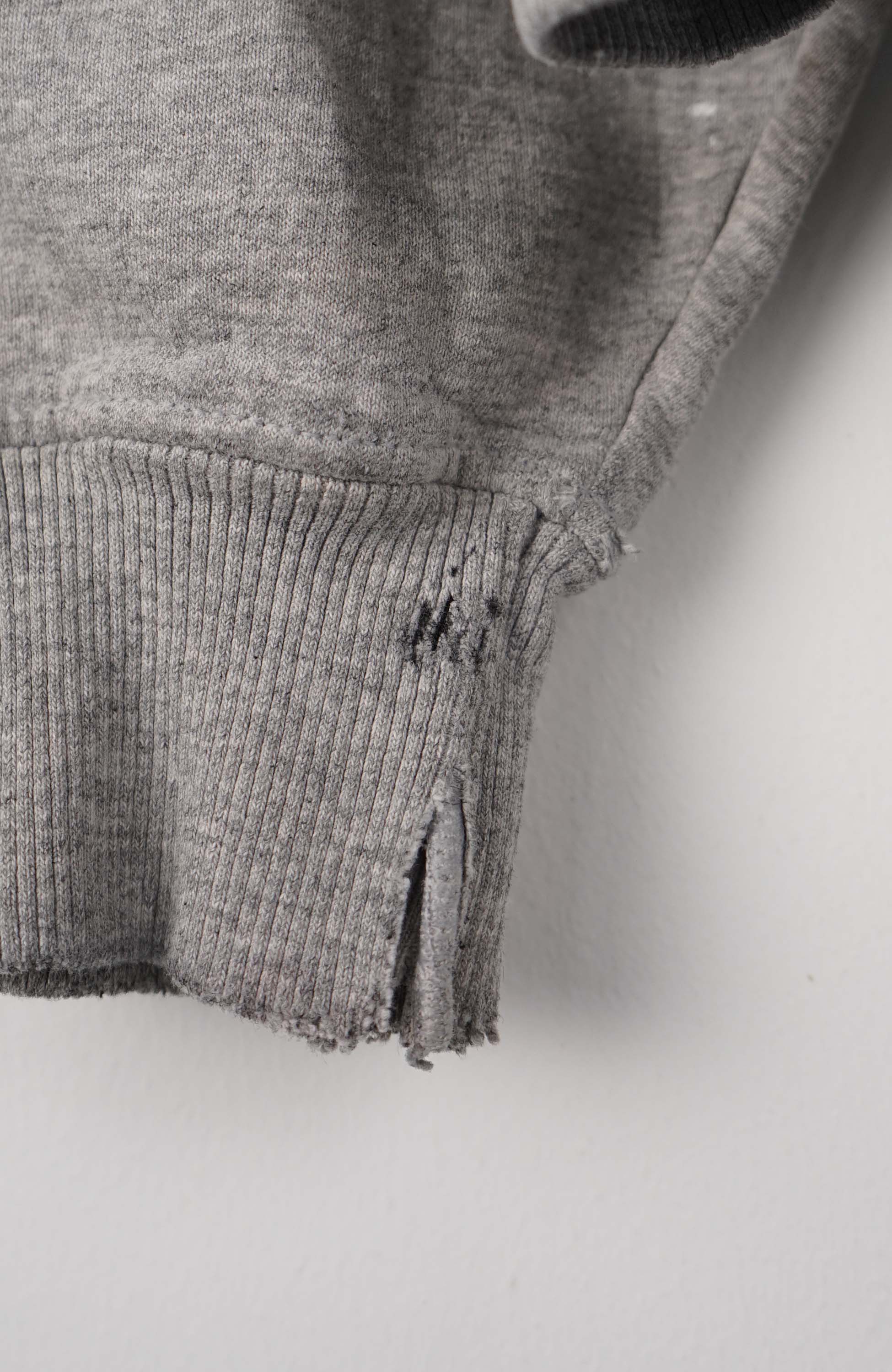 VINTAGE CHAMPION SWEATER (S) - Image 4