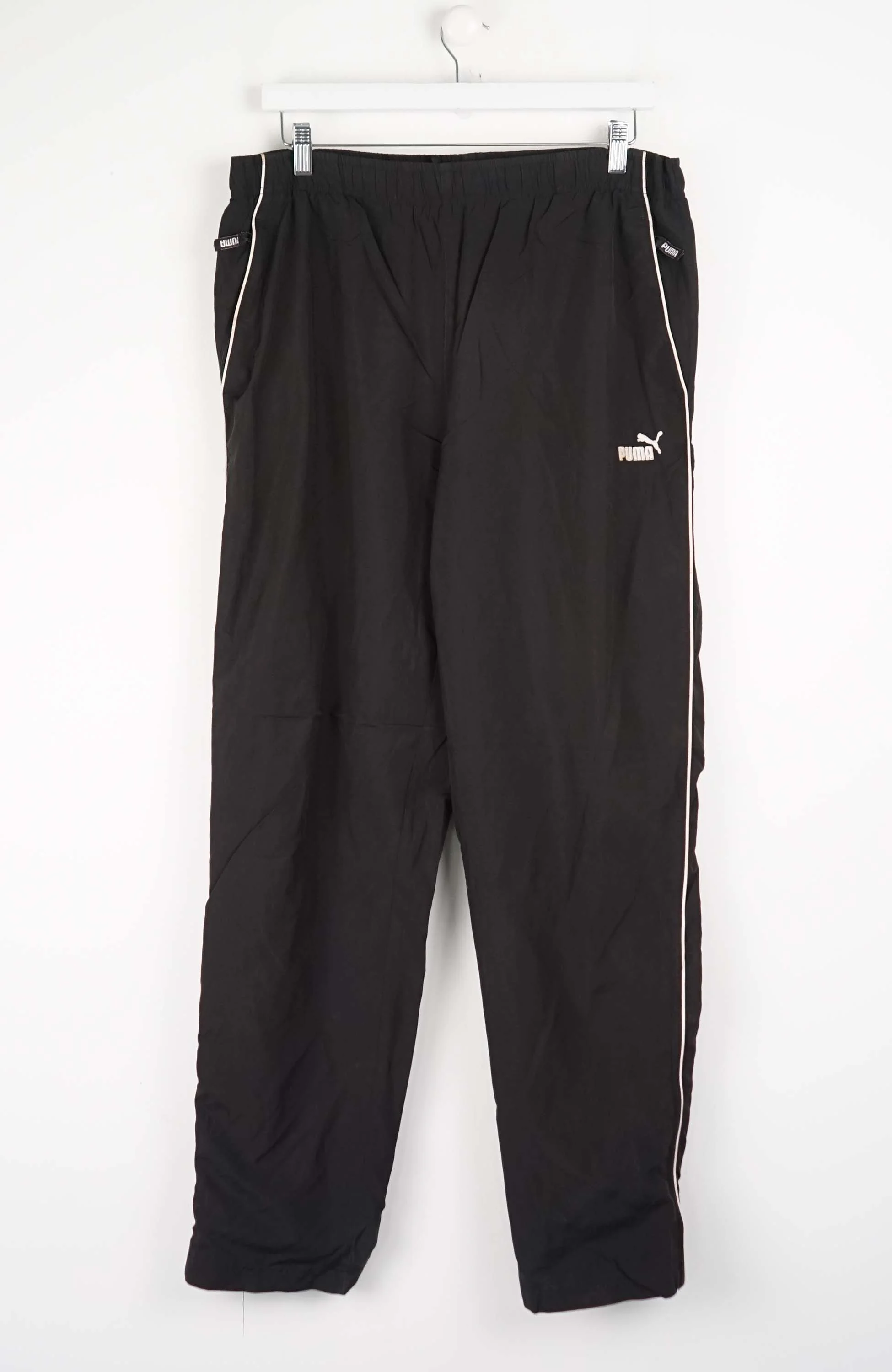 VINTAGE PUMA TRACK PANTS (L)