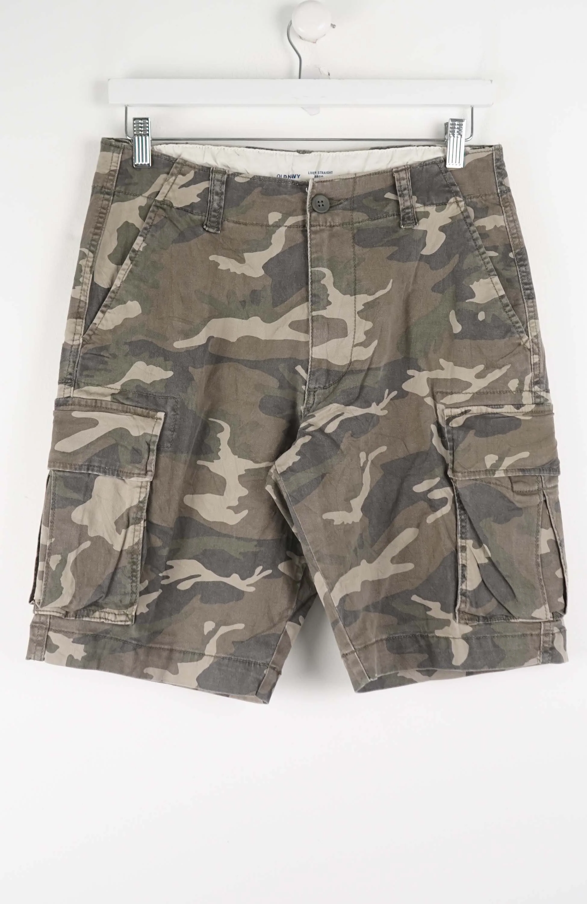 VINTAGE CAMO CARGO SHORTS W30