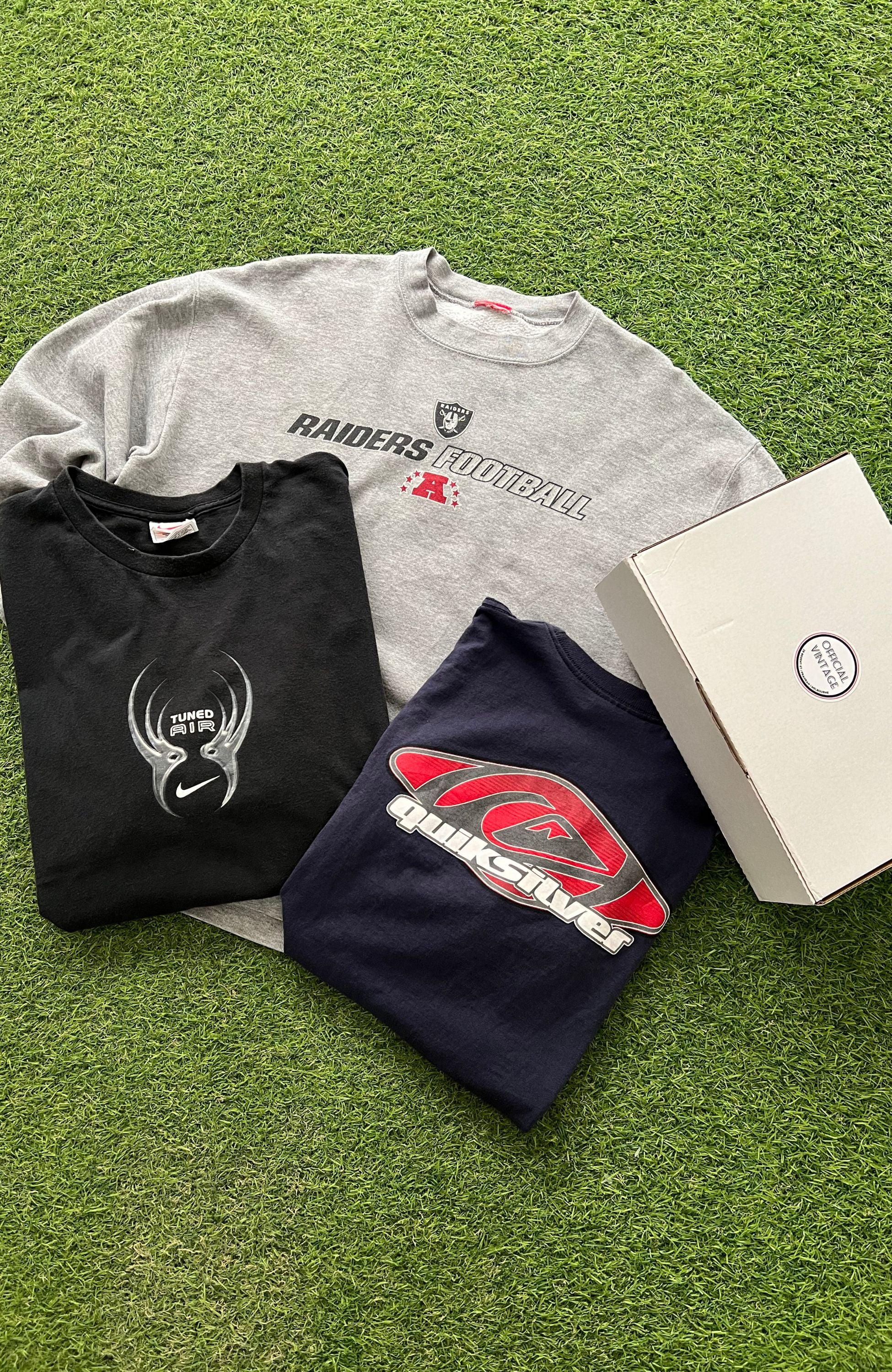 VINTAGE MIXED MYSTERY BOX - Image 4