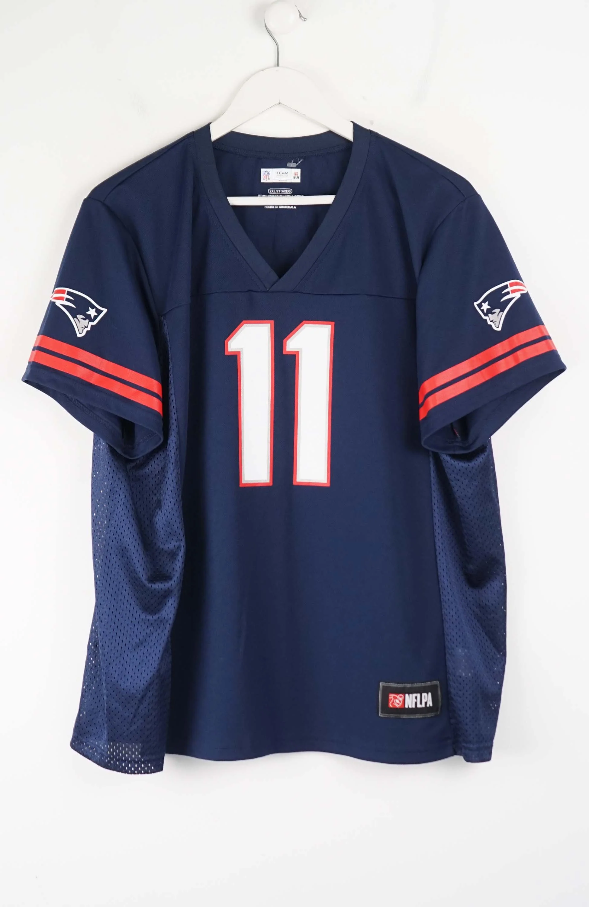 VINTAGE NFL NEW ENGLAND PATRIOTS JERSEY T-SHIRT (S)