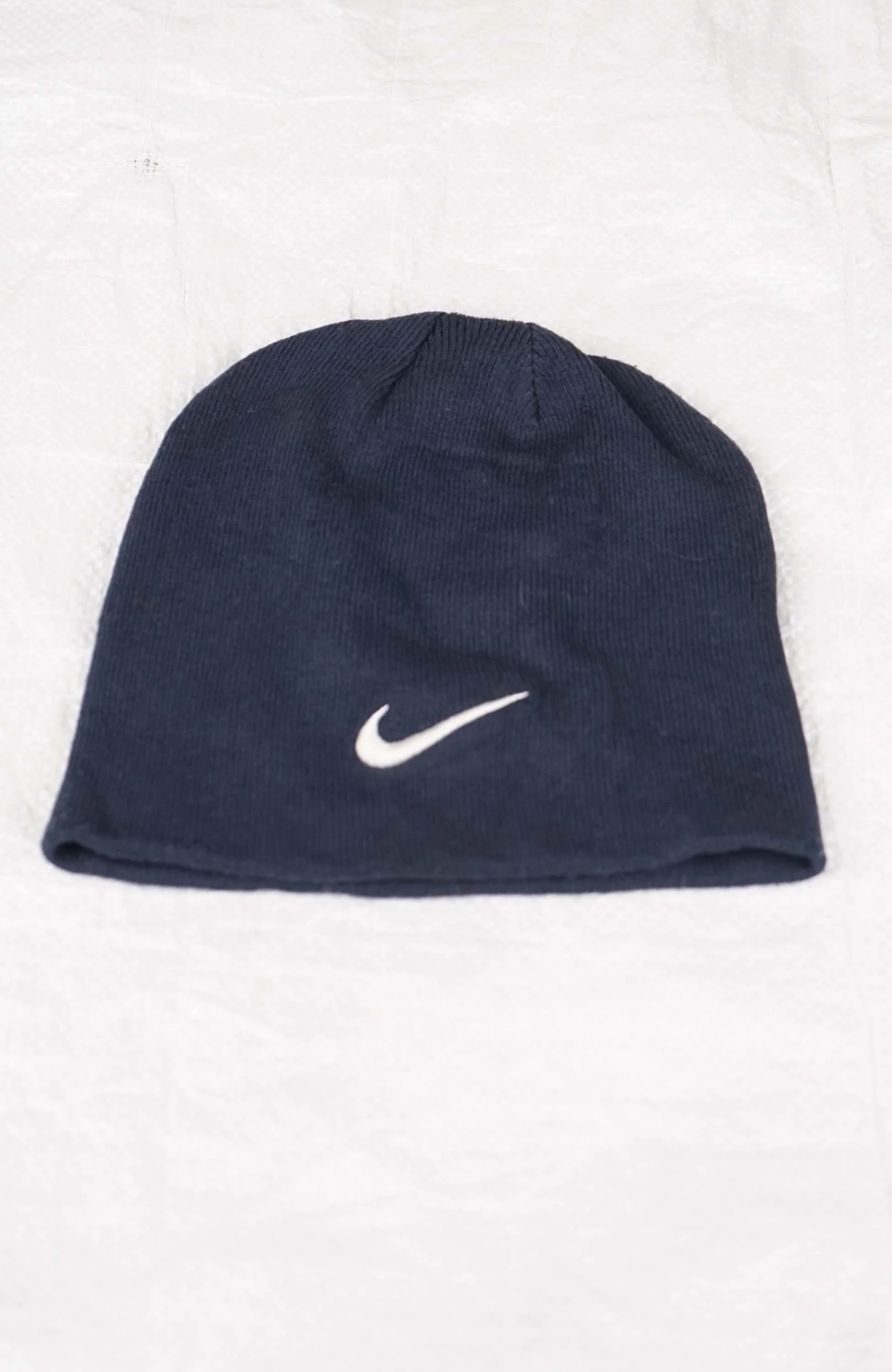 VINTAGE NIKE SKULL BEANIE