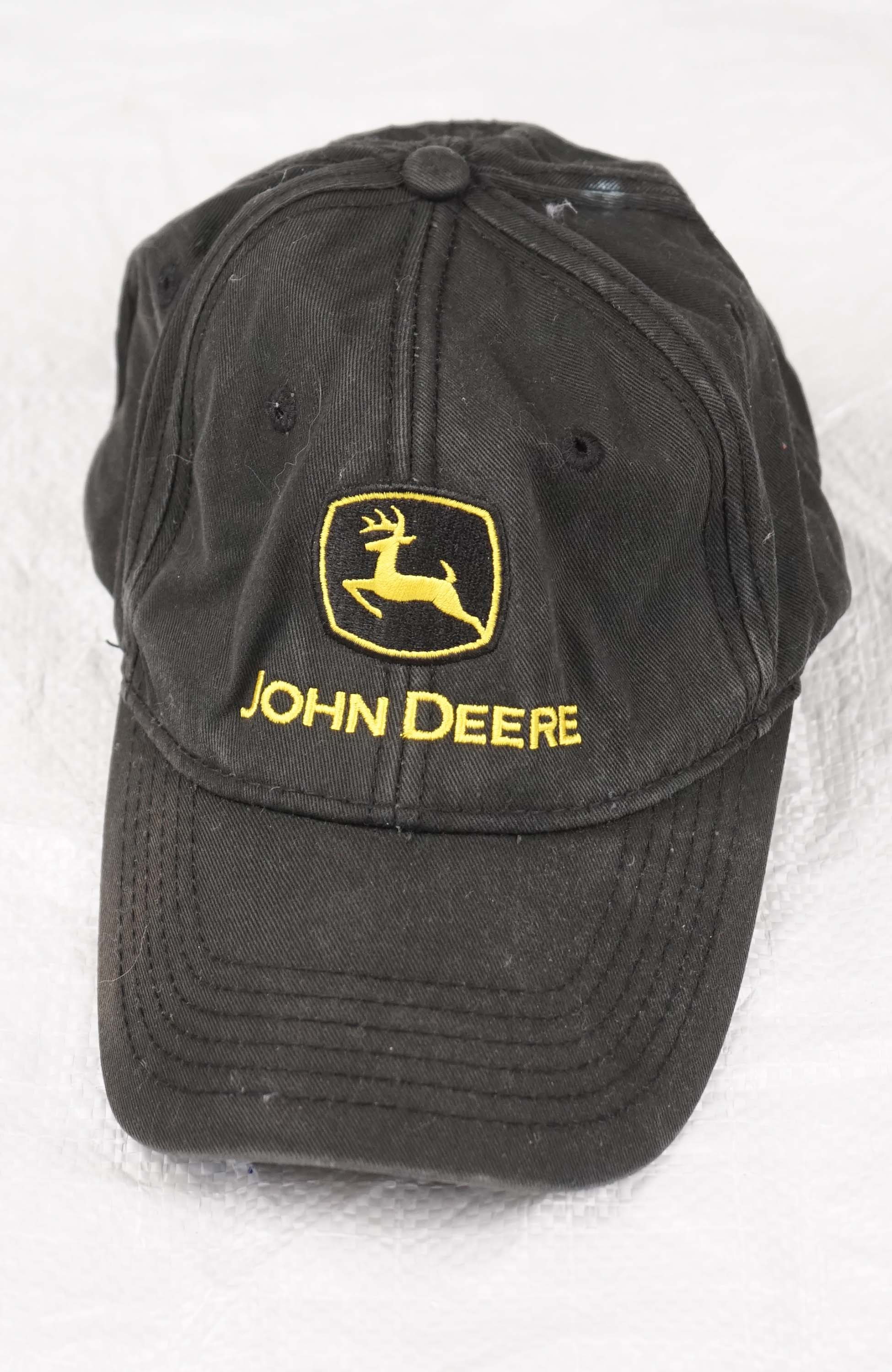 VINTAGE JOHN DEERE HAT