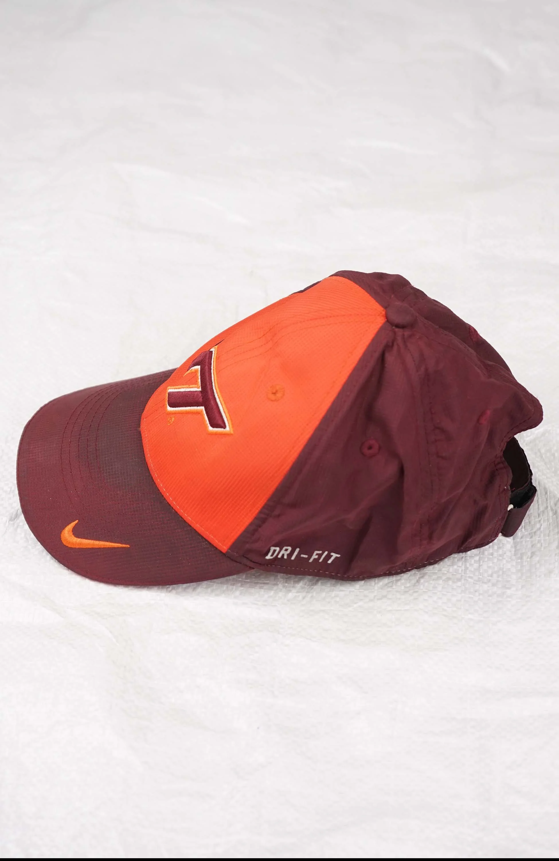 VINTAGE NIKE VIRIGINA TECH HAT - Image 2