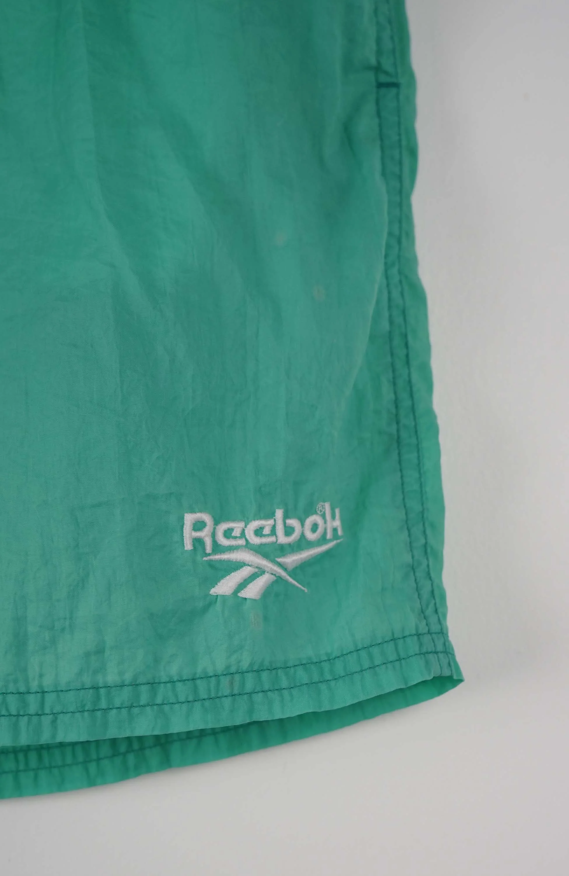 VINTAGE REEBOK ACTIVE SHORTS W32 - Image 2