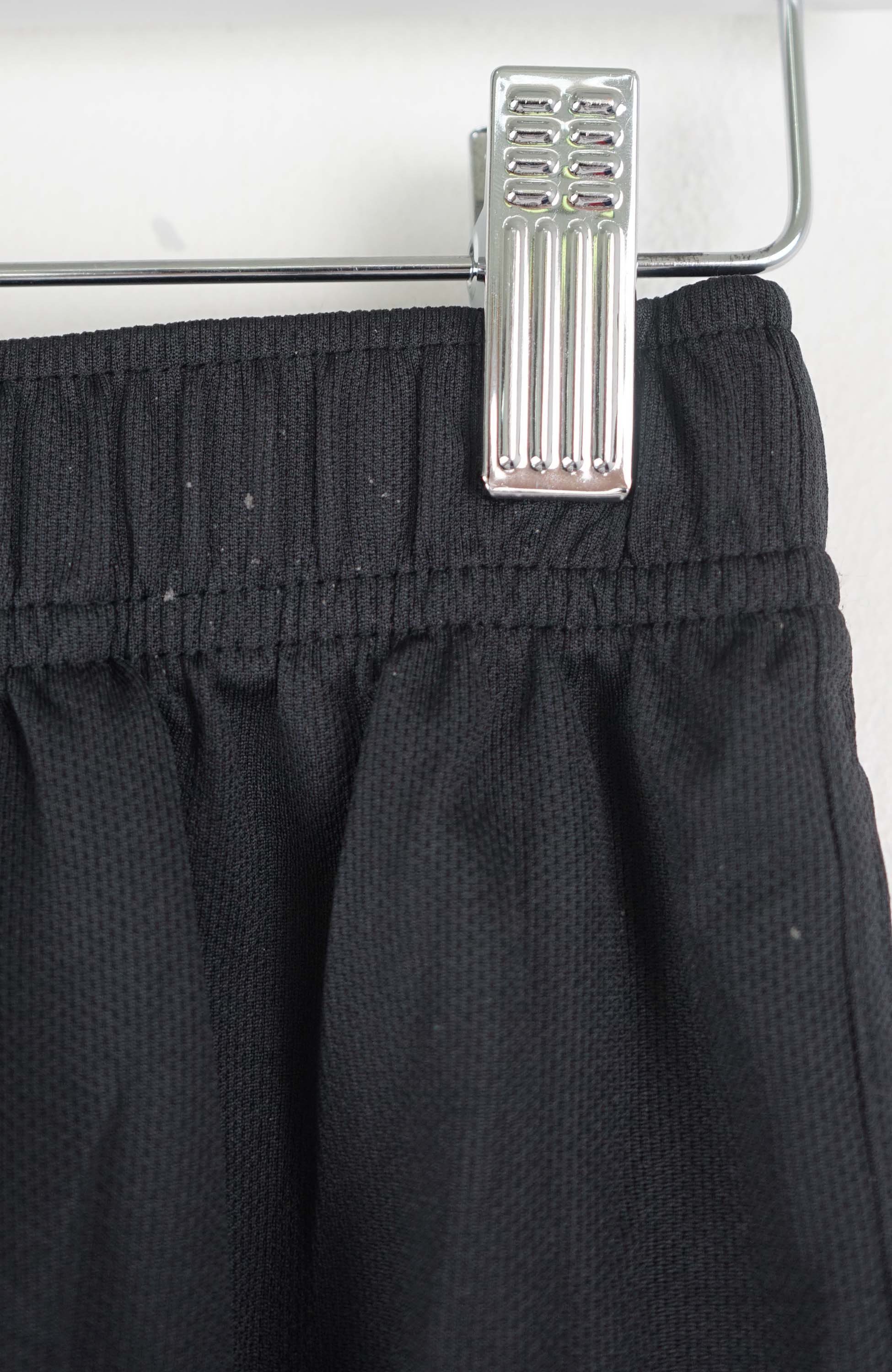 VINTAGE CANTERBURY SHORTS W25 - Image 3