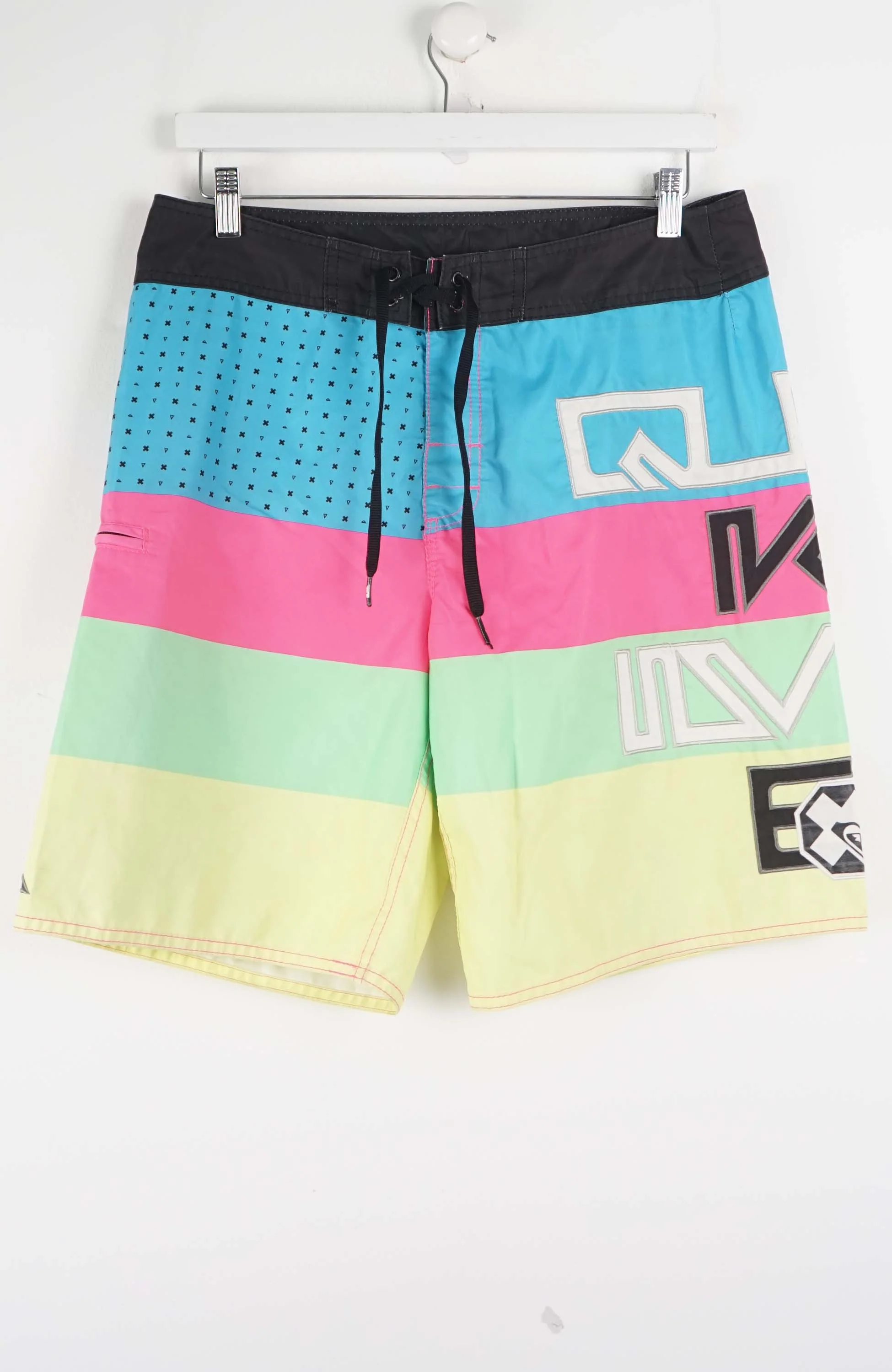 VINTAGE QUIKSILVER SURF BOARD SHORTS W32