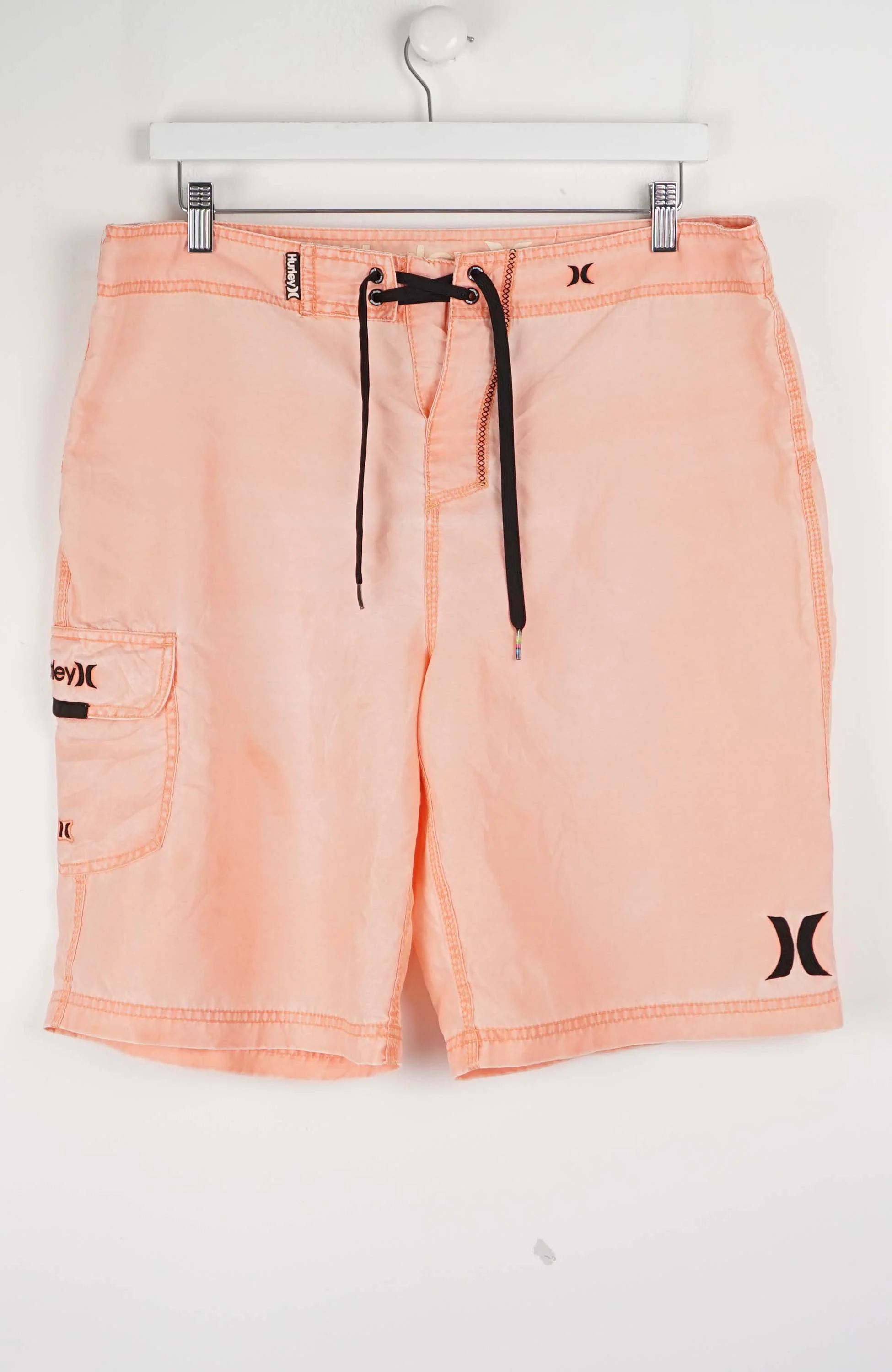 VINTAGE HURLEY SHORTS W36