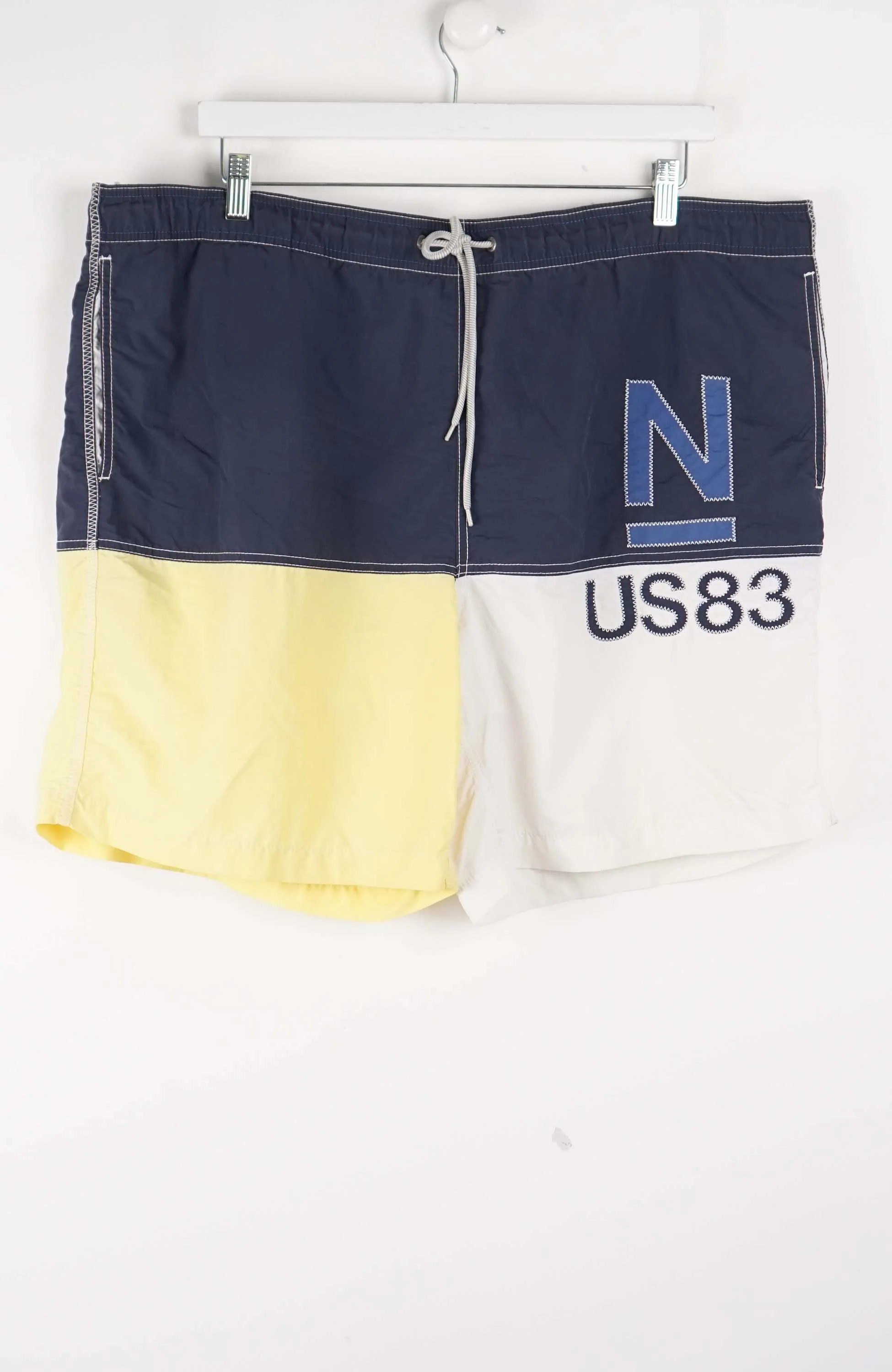 VINTAGE NAUTICA ACTIVE SHORTS W42