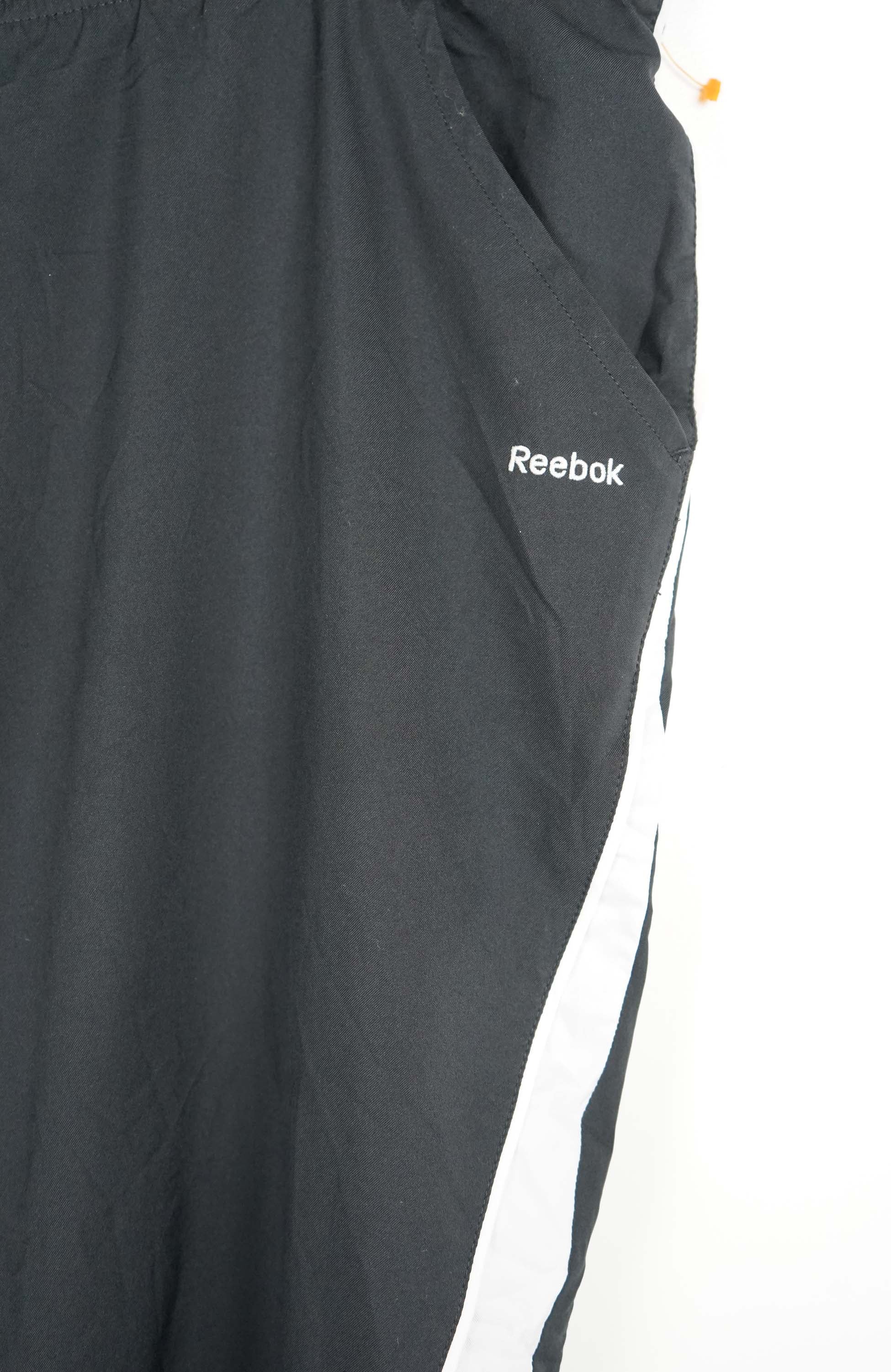 VINTAGE REEBOK 3/4 LENGTH TRACK PANT SHORTS (XL) - Image 2