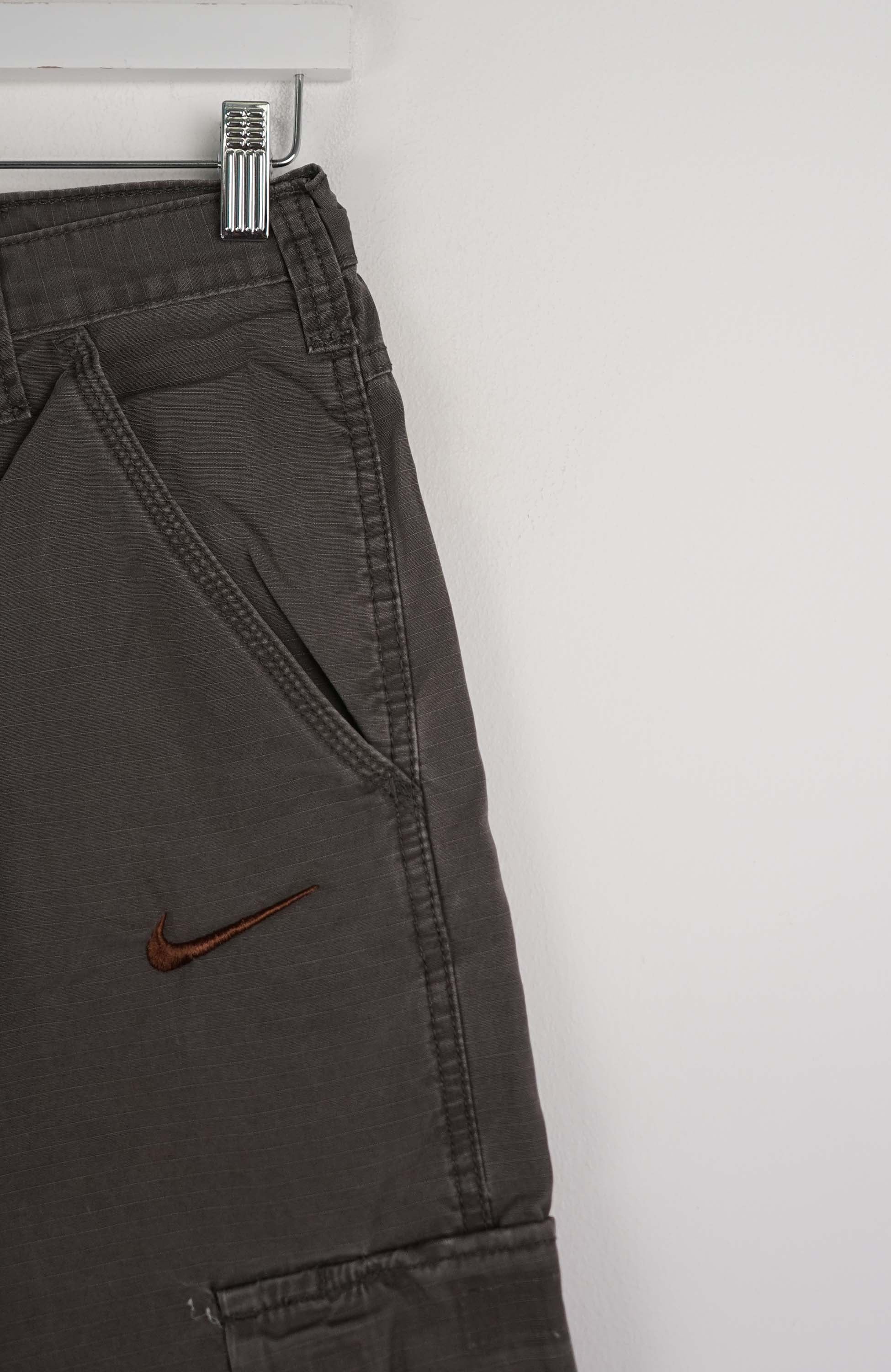 VINTAGE REWORK CARGO PANTS W30 - Image 2