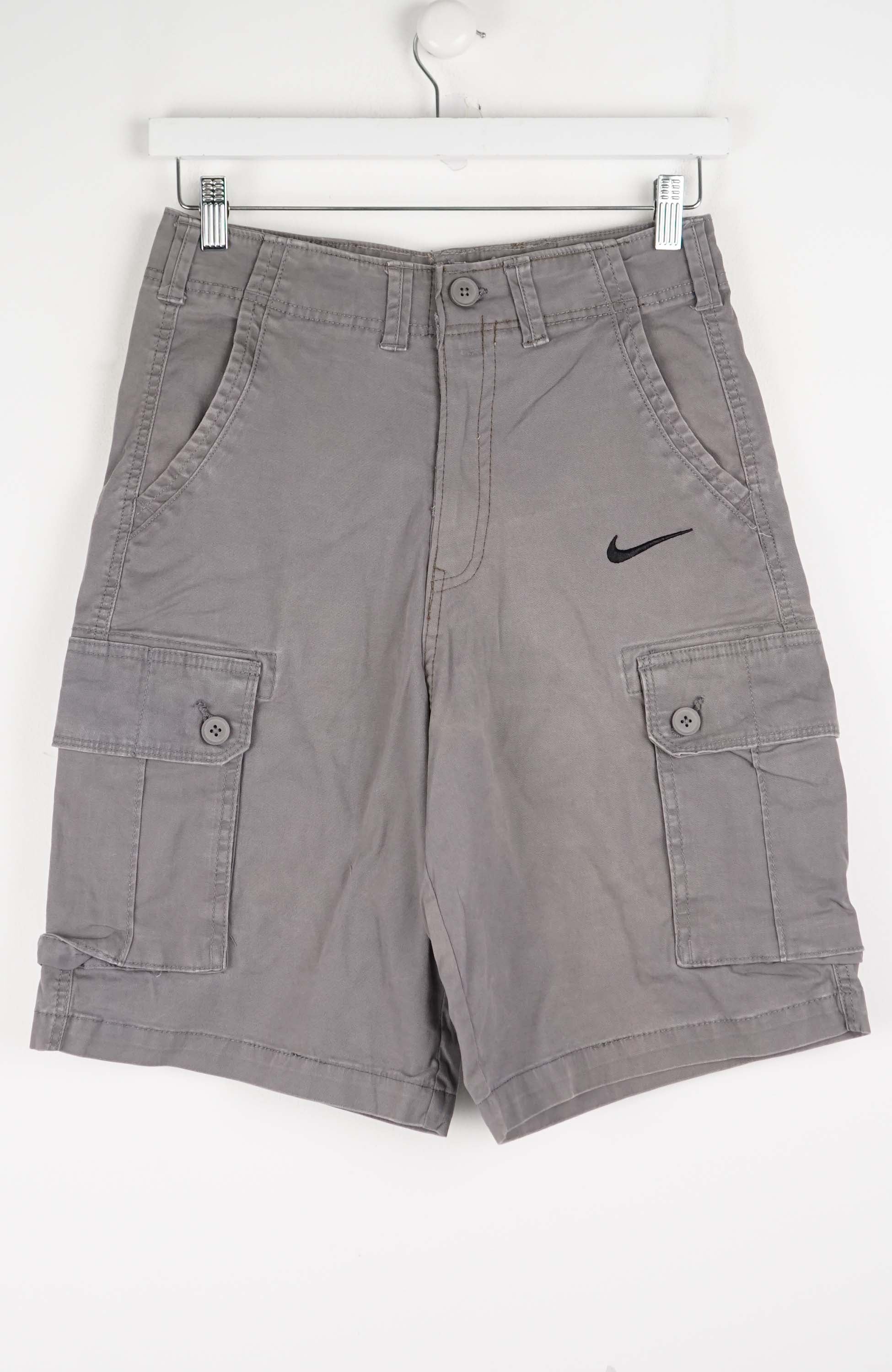 VINTAGE REWORK CARGO SHORTS W26