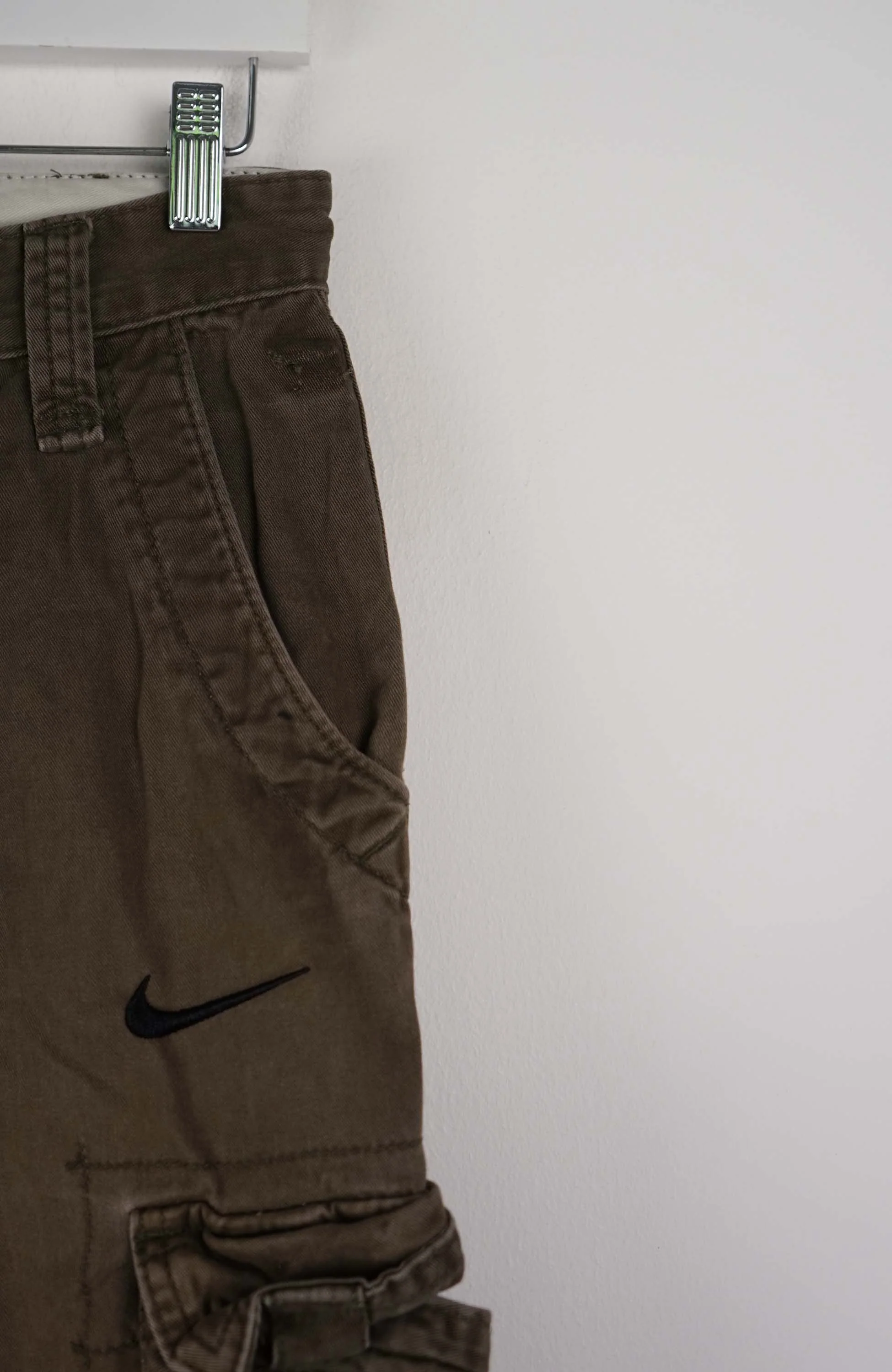 VINTAGE REWORK CARGO SHORTS W30 - Image 2
