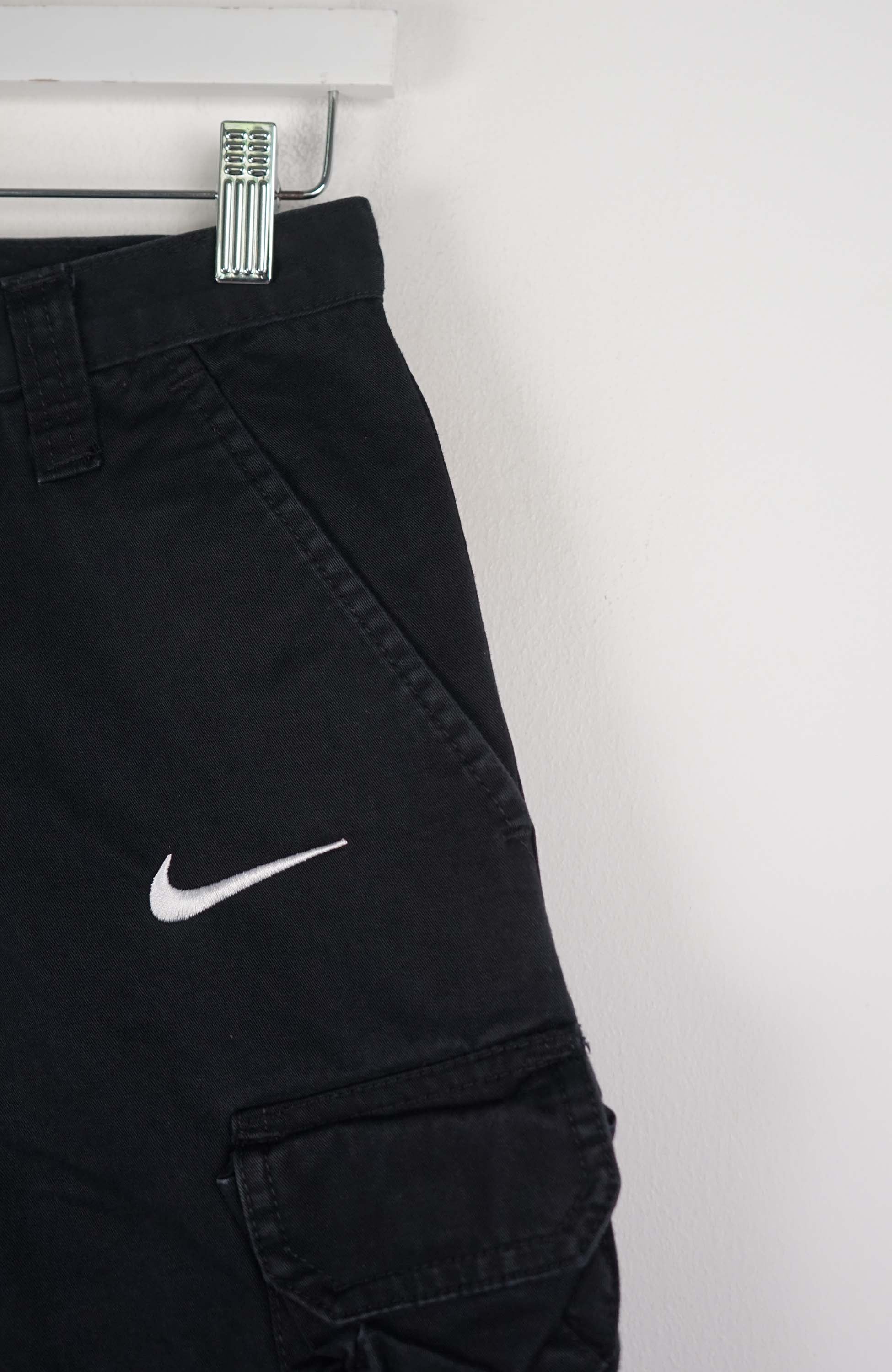 VINTAGE REWORK CARGO SHORTS W30 - Image 2