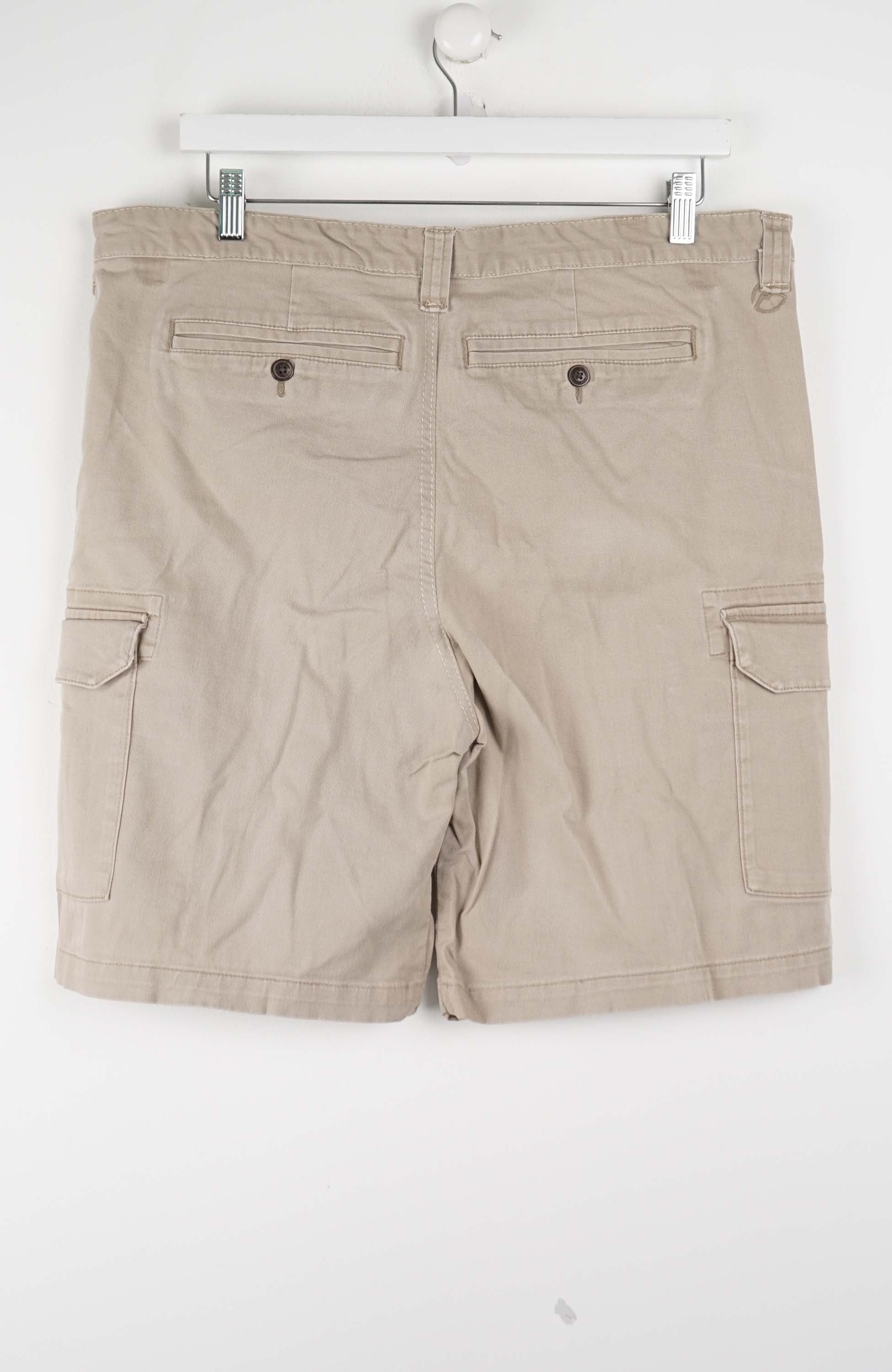 VINTAGE REWORK CARGO SHORTS W38 - Image 4