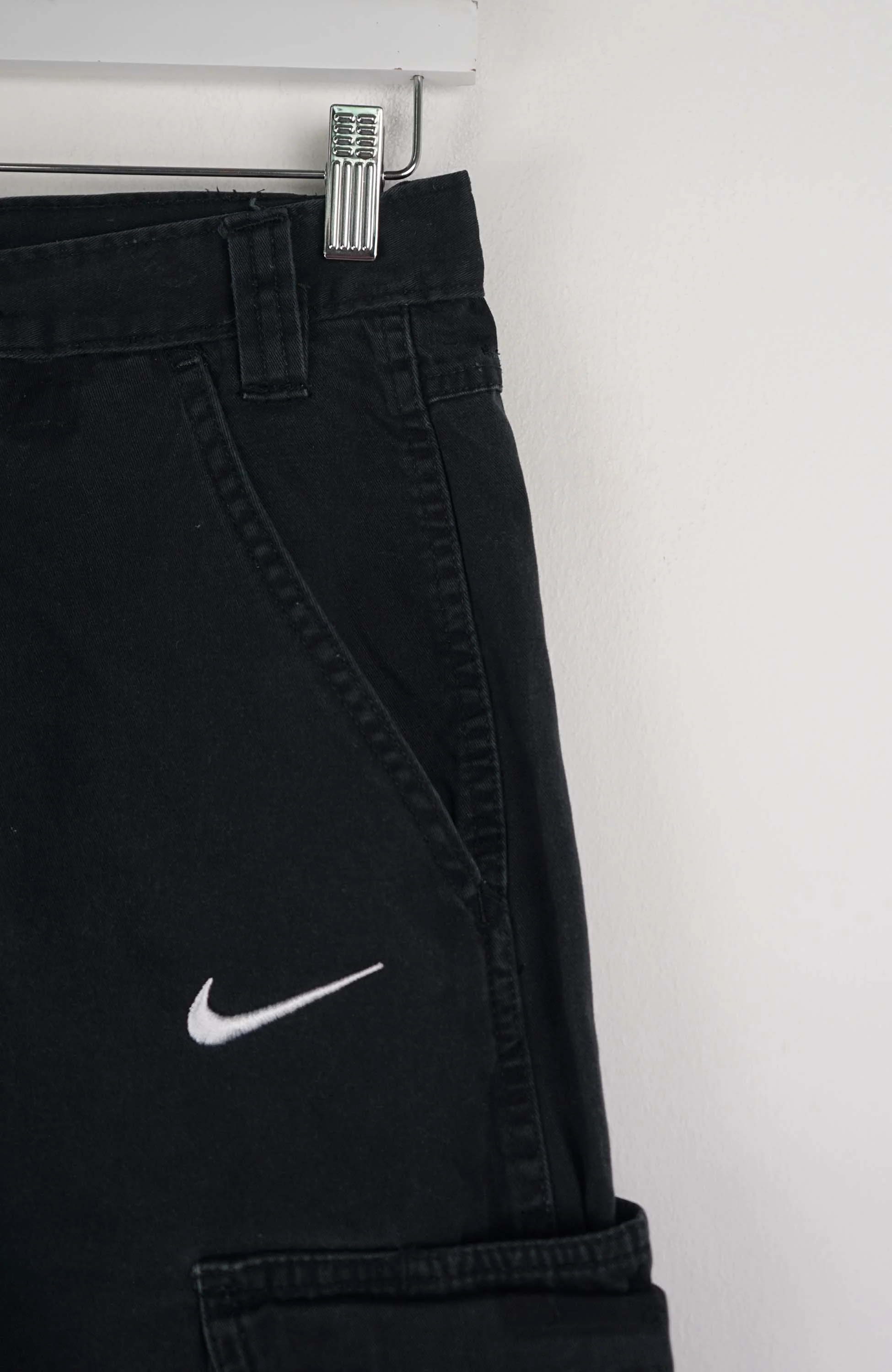 VINTAGE REWORK CARGO SHORTS W28 - Image 2