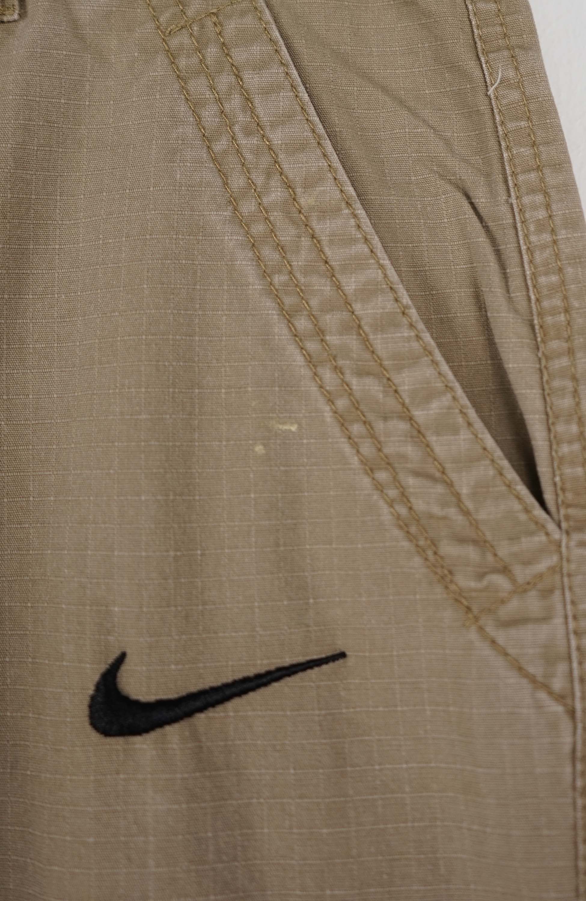 VINTAGE REWORK CARGO SHORTS W34 - Image 3