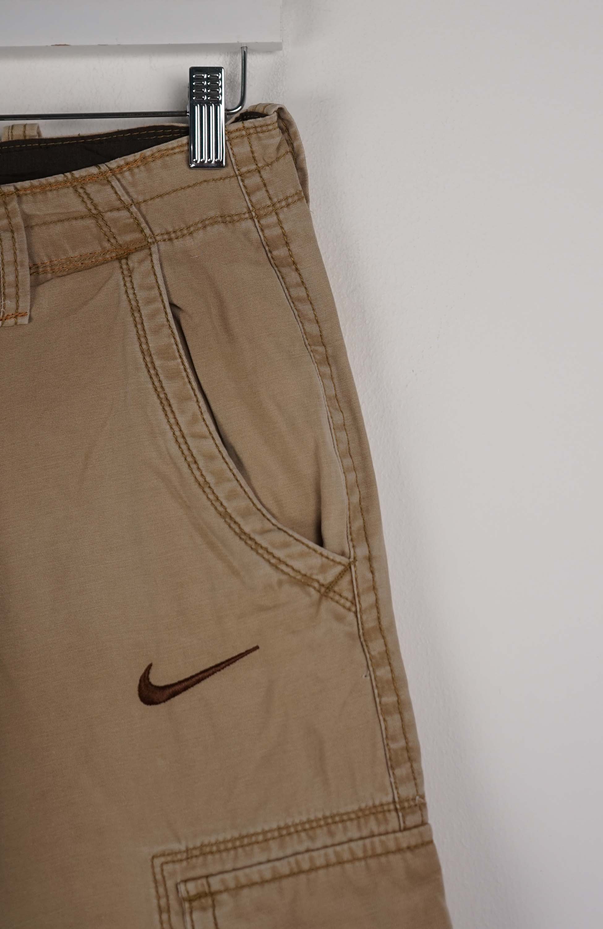 VINTAGE REWORK CARGO SHORTS W27 - Image 2