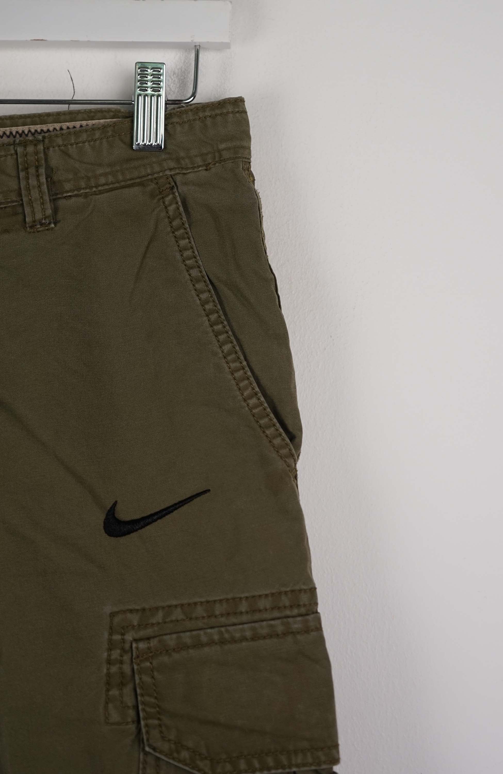 VINTAGE REWORK CARGO SHORTS W30 - Image 2