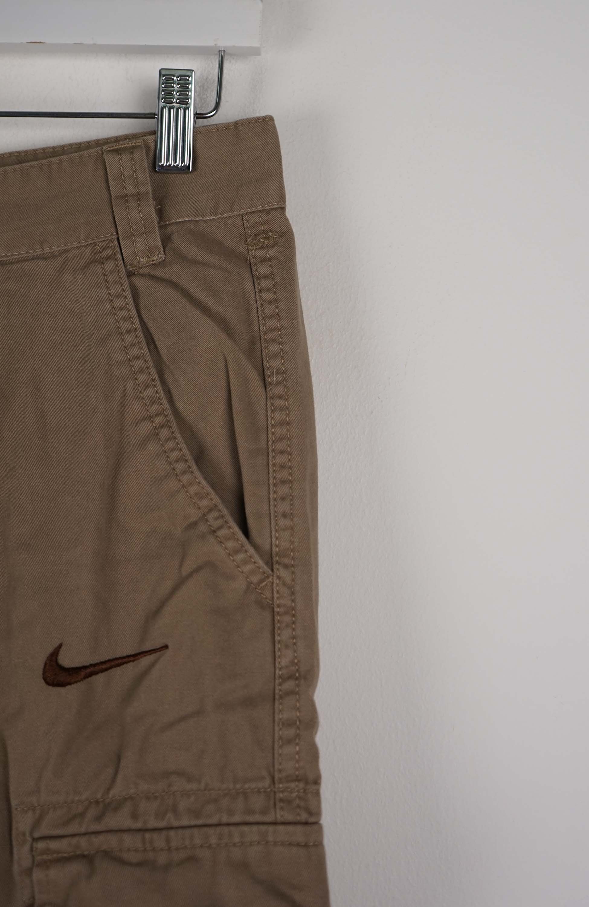 VINTAGE REWORK CARGO SHORTS W30 - Image 2