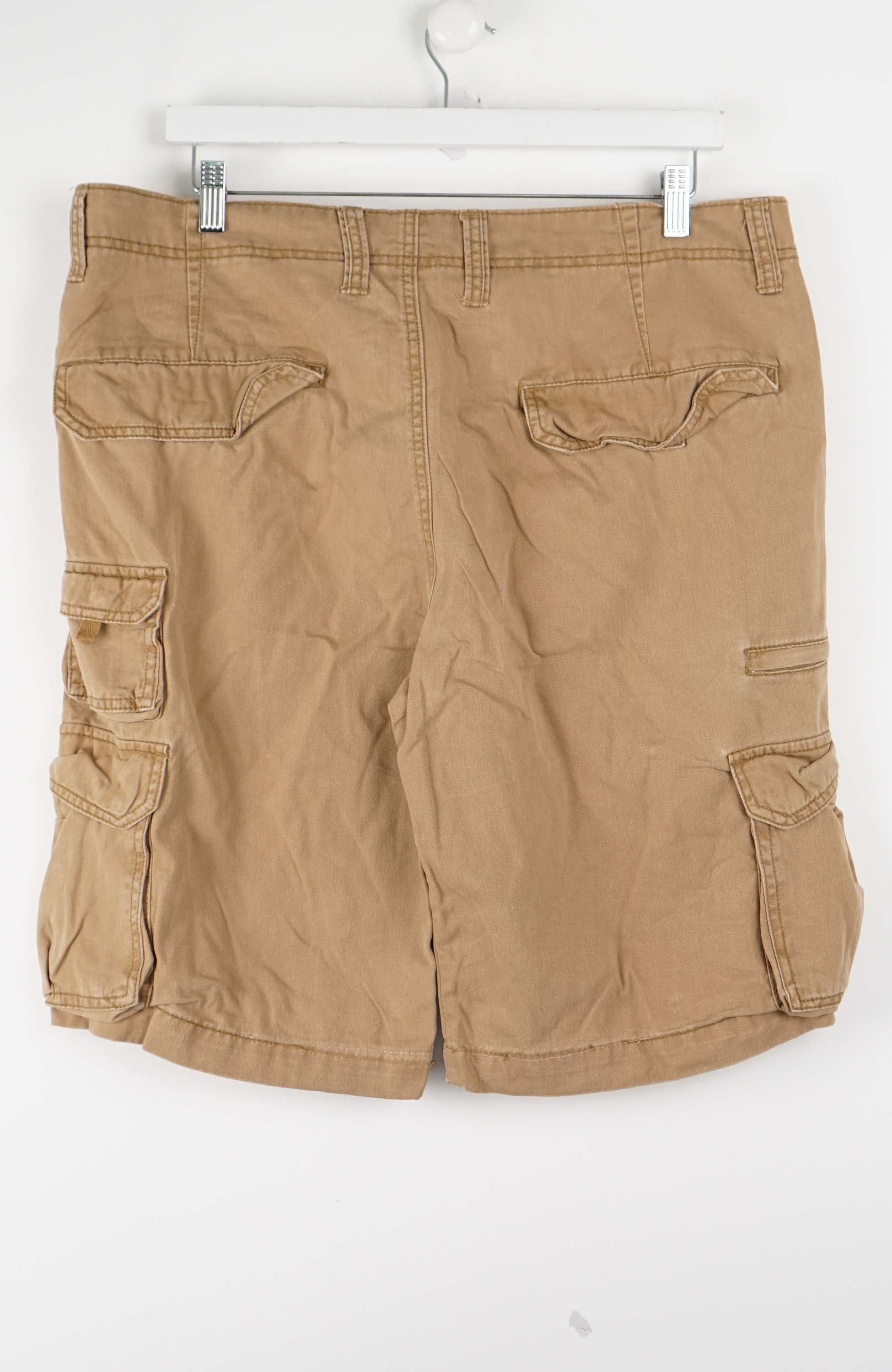 VINTAGE REWORK CARGO SHORTS W38 - Image 3