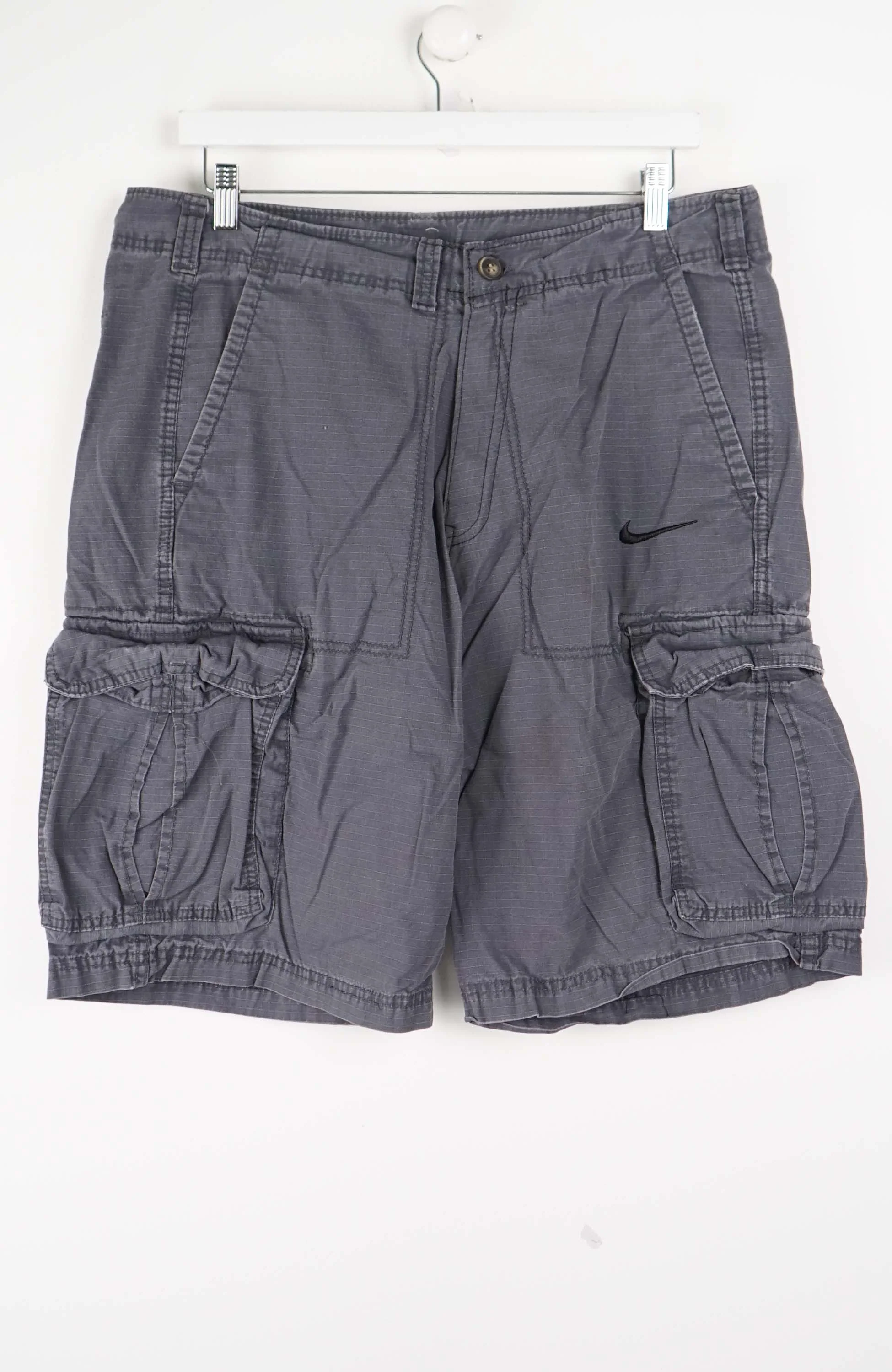 VINTAGE REWORK CARGO SHORTS W36