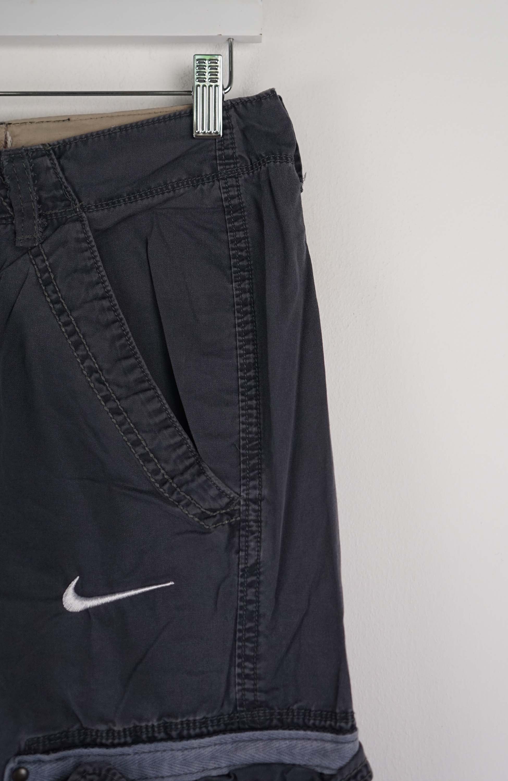 VINTAGE REWORK CARGO SHORTS W30 - Image 2