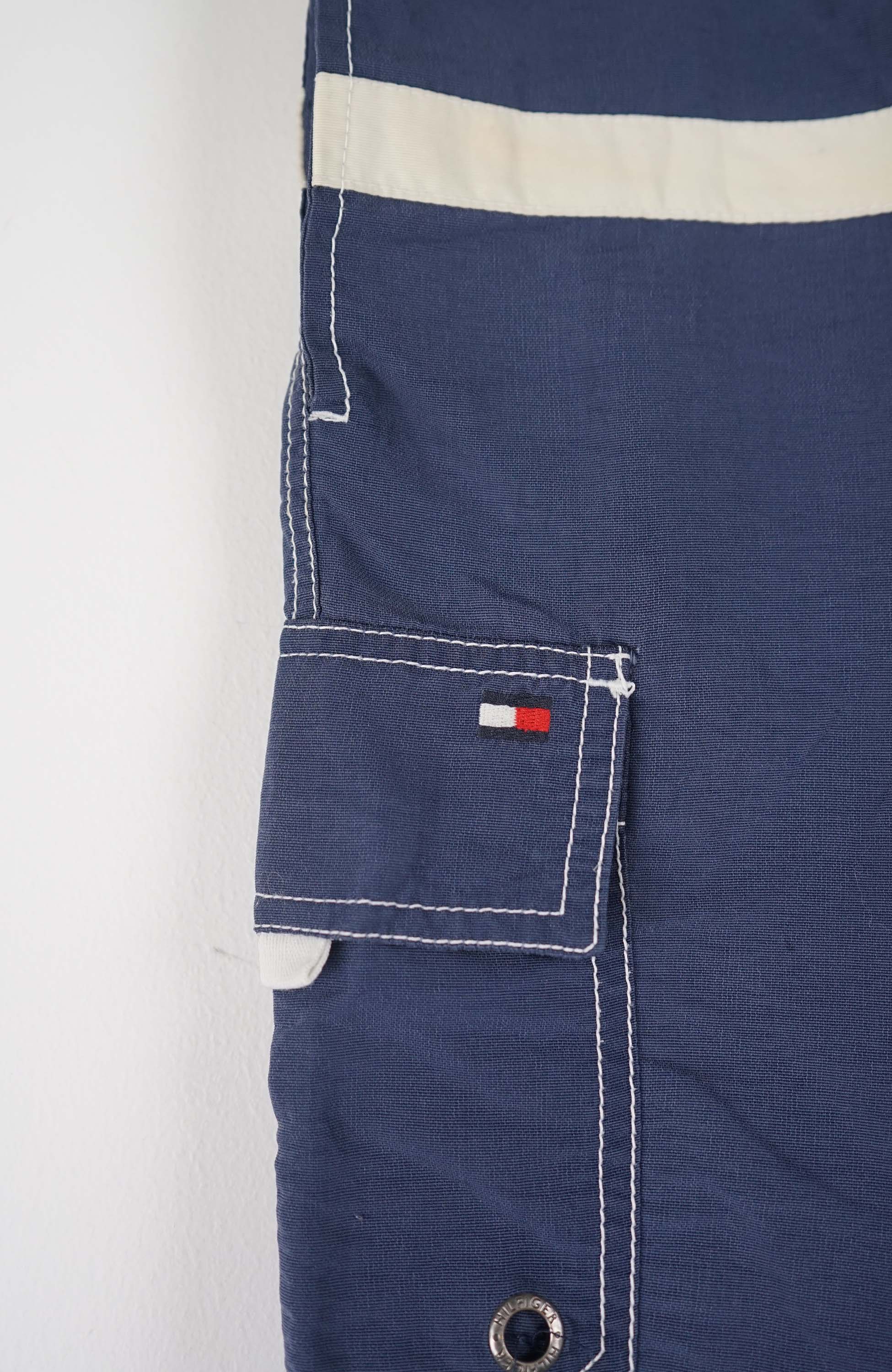 VINTAGE TOMMY HILFIGER SURF BOARD SHORTS W38 - Image 2