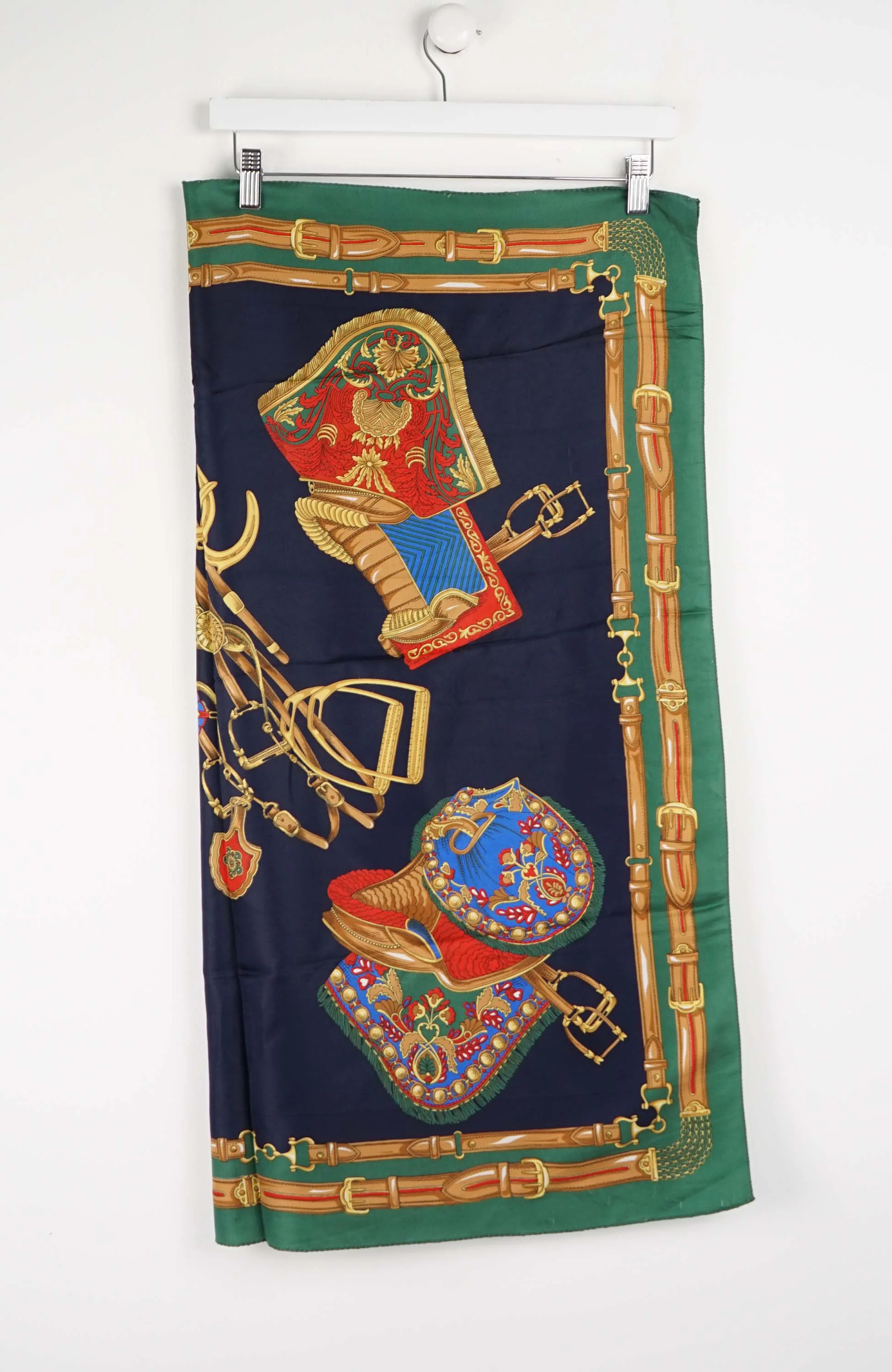 VINTAGE SCARF