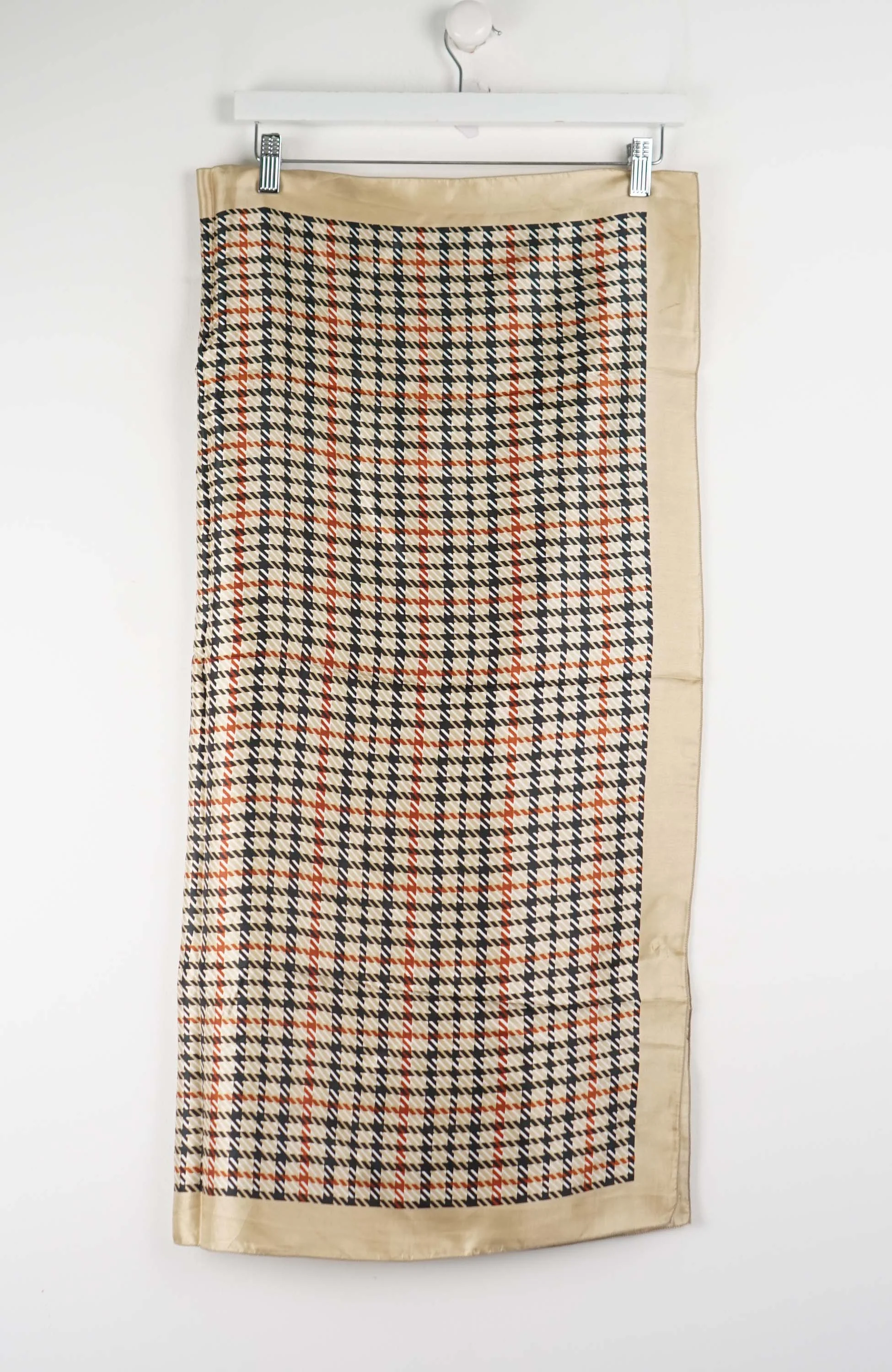 VINTAGE SCARF
