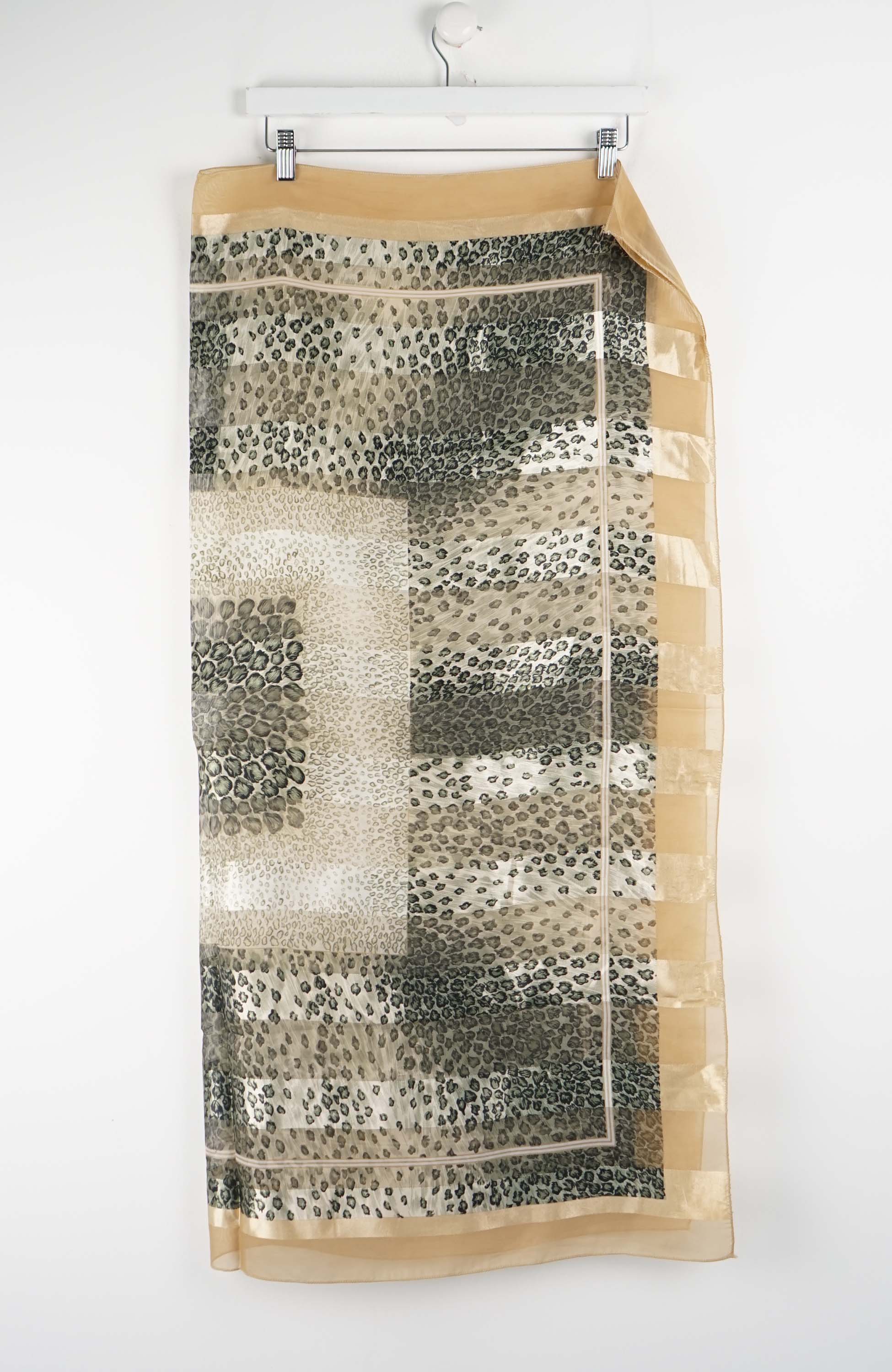 VINTAGE SCARF