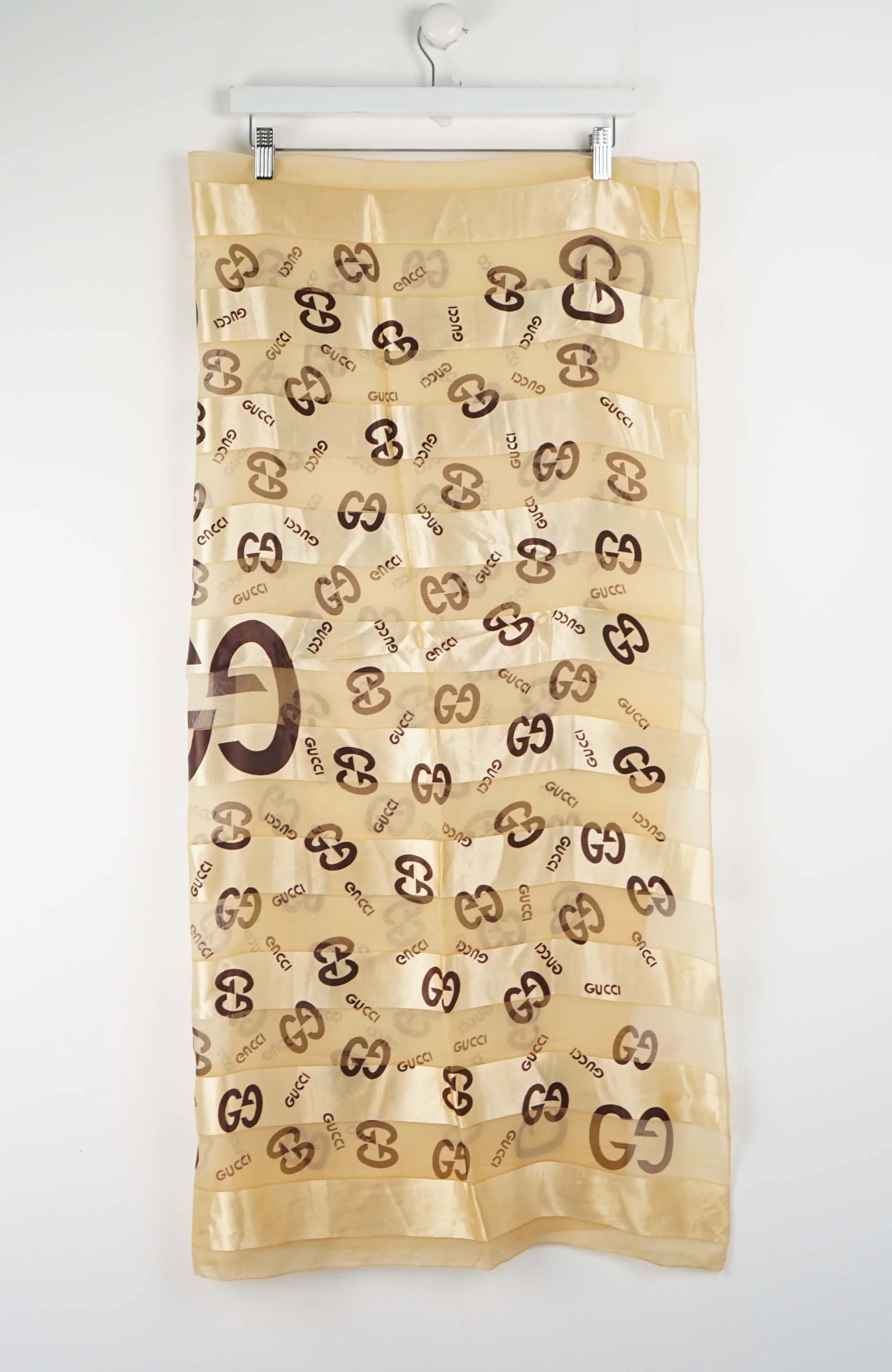 VINTAGE SCARF