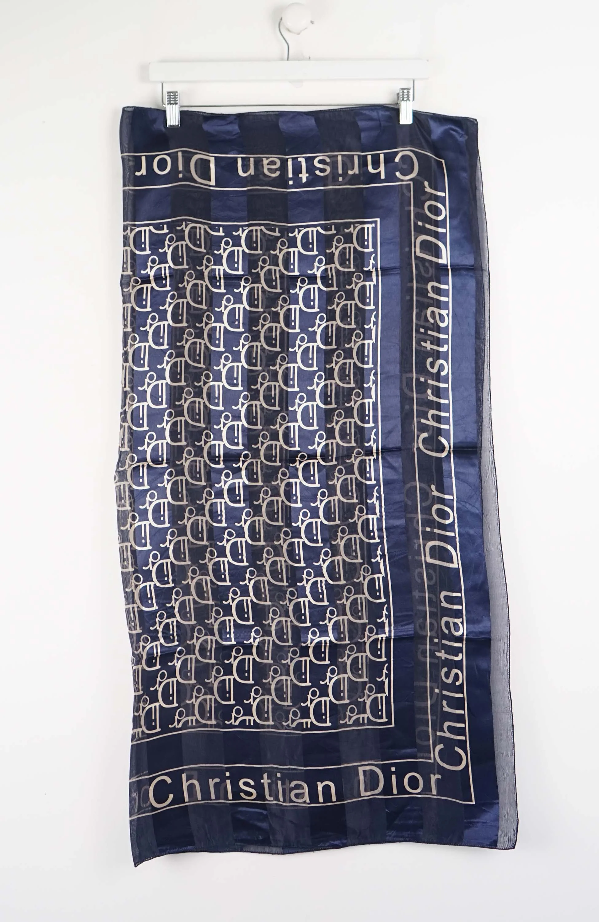 VINTAGE SCARF