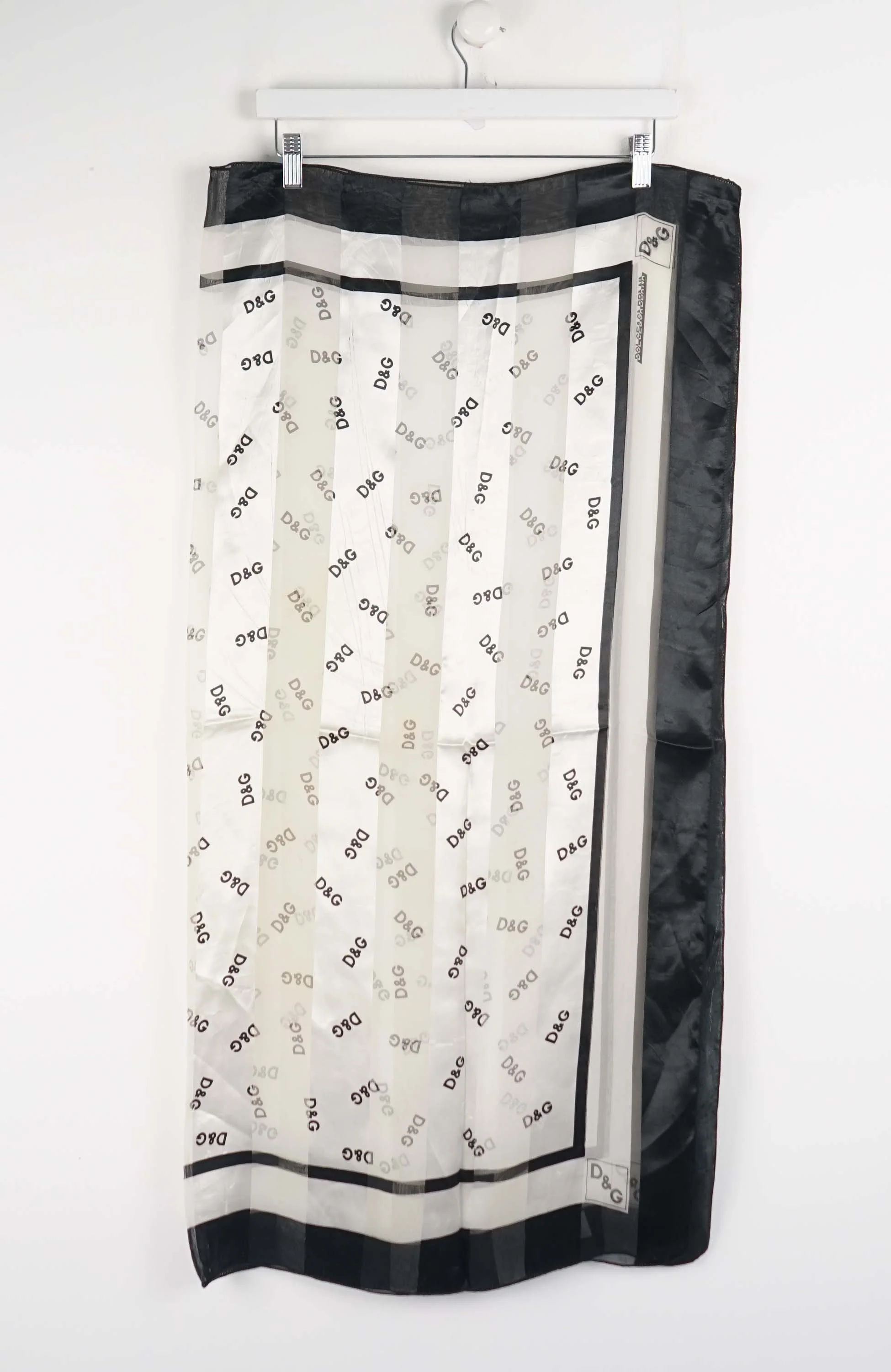 VINTAGE SCARF